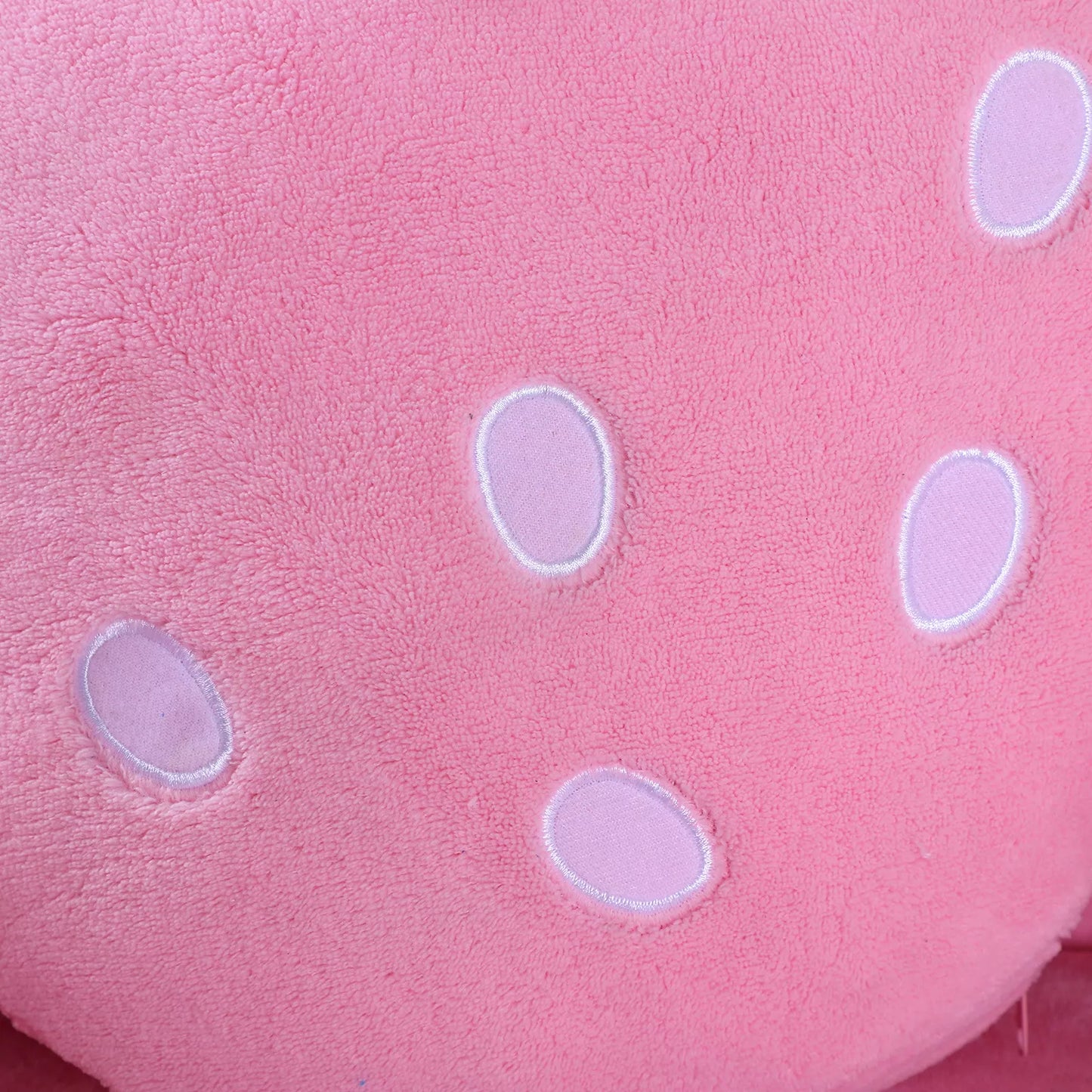 Vaikiška kėdė-sofa su koralinio pūkelio išvaizda, tvirtomis medinėmis kojelėmis. Putplasčio kėdė vaikų kambariui, žaidimų kambariui, 90 x 53 x 48 cm, rožinė