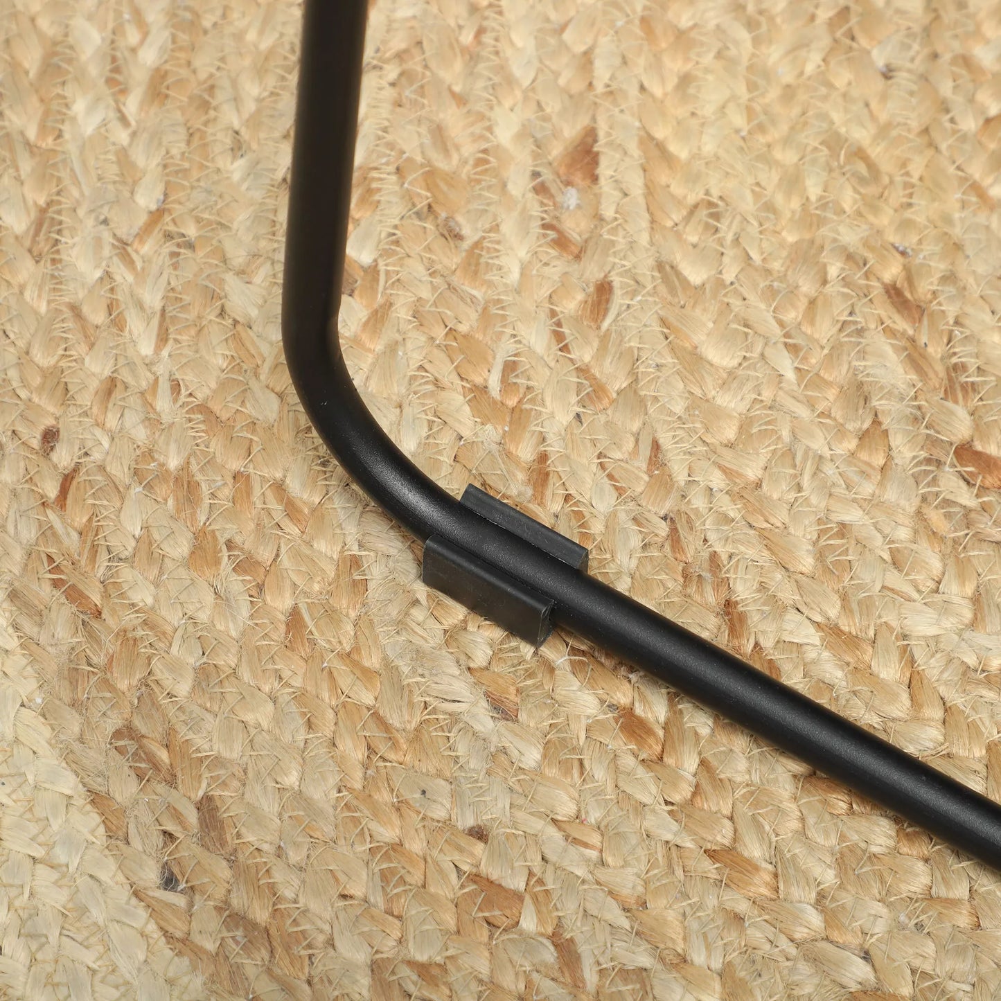 Viso kūno veidrodis, banguotos formos, 160 x 50 cm, laisvai pastatomas, aksominio stiliaus rėmo apdaila, tinka miegamajam, svetainei, baltas