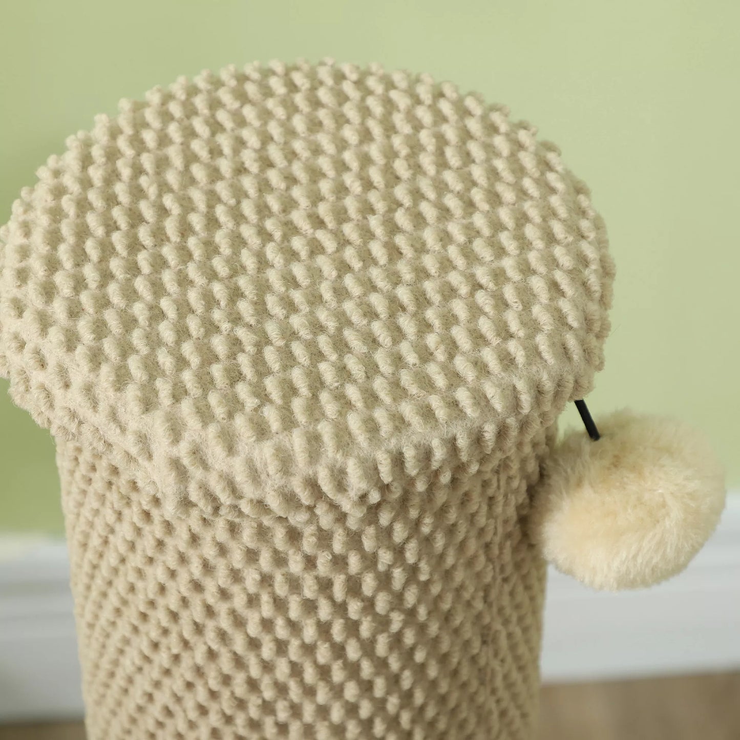 Kačių draskyklė, su pagalvėle, stulpeliu ir žaidimo kamuoliuku, kilimu ir sizaliu, 84 cm, šviesiai rudos spalvos