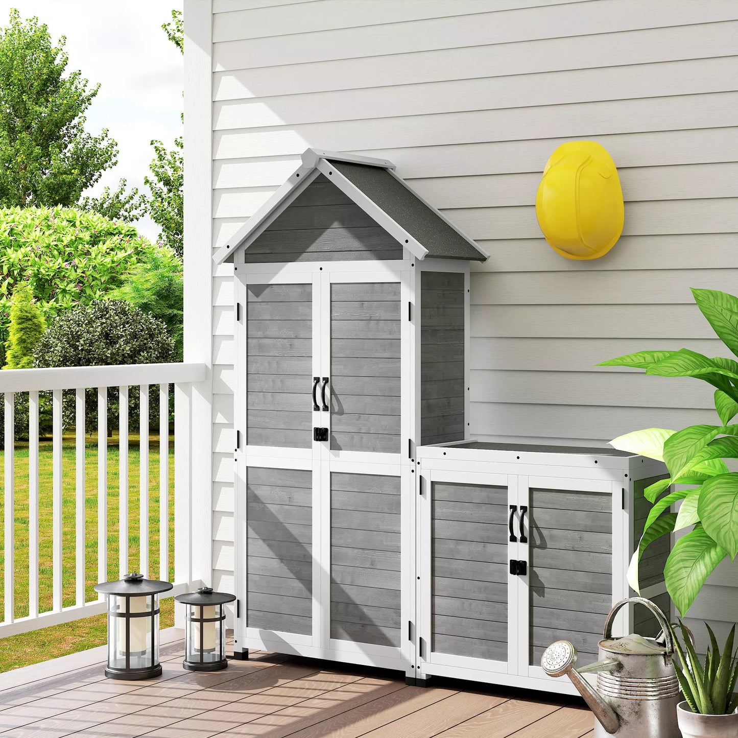 Sodo namelis su laikymo spintele, reguliuojamos lentynos, užrakinamos durys, atsparus vandeniui, eglės mediena, šviesiai pilka