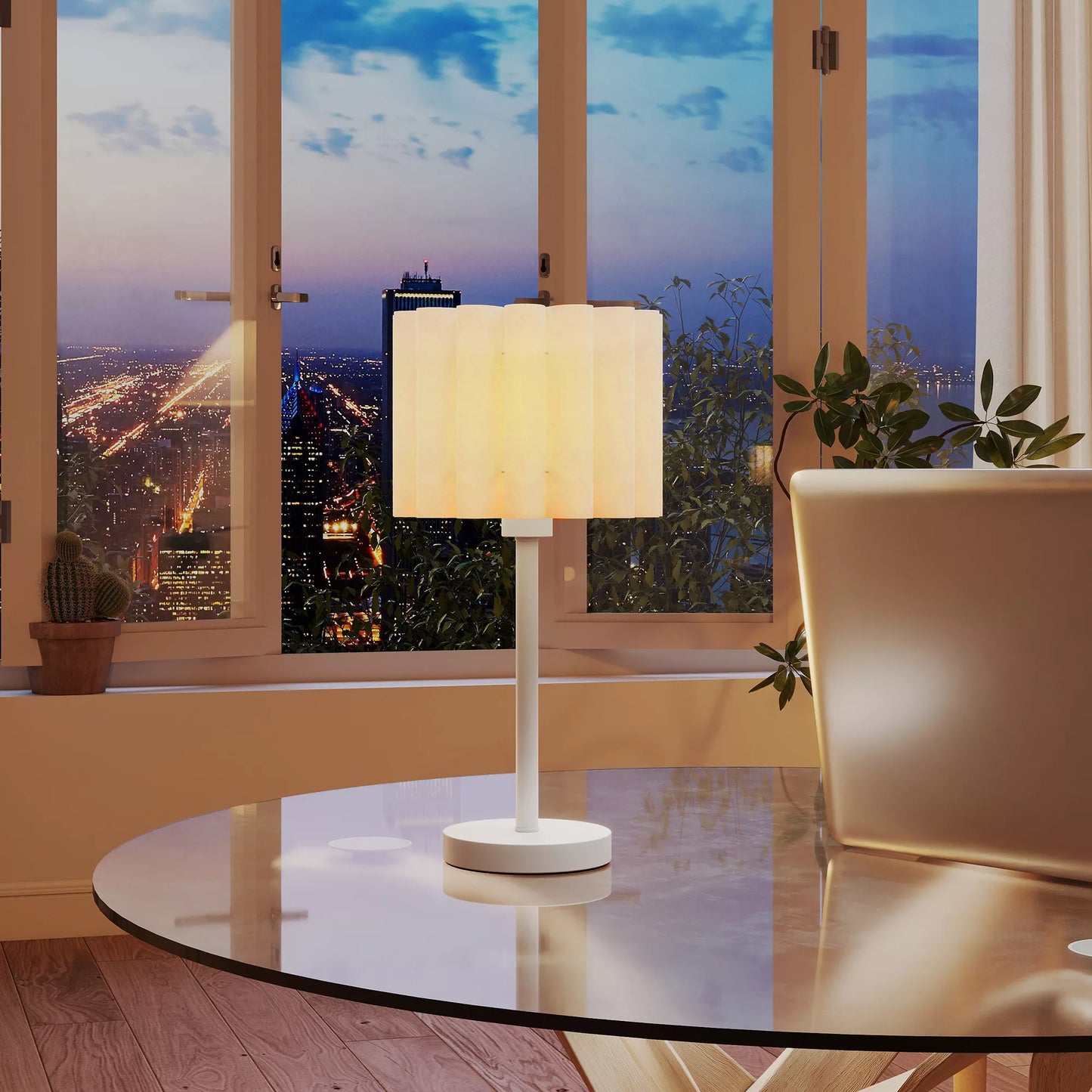 Stalinė lempa retro stiliumi, naktinė lempa, plastikiniu gaubtu, mygtukiniu jungikliu, balta