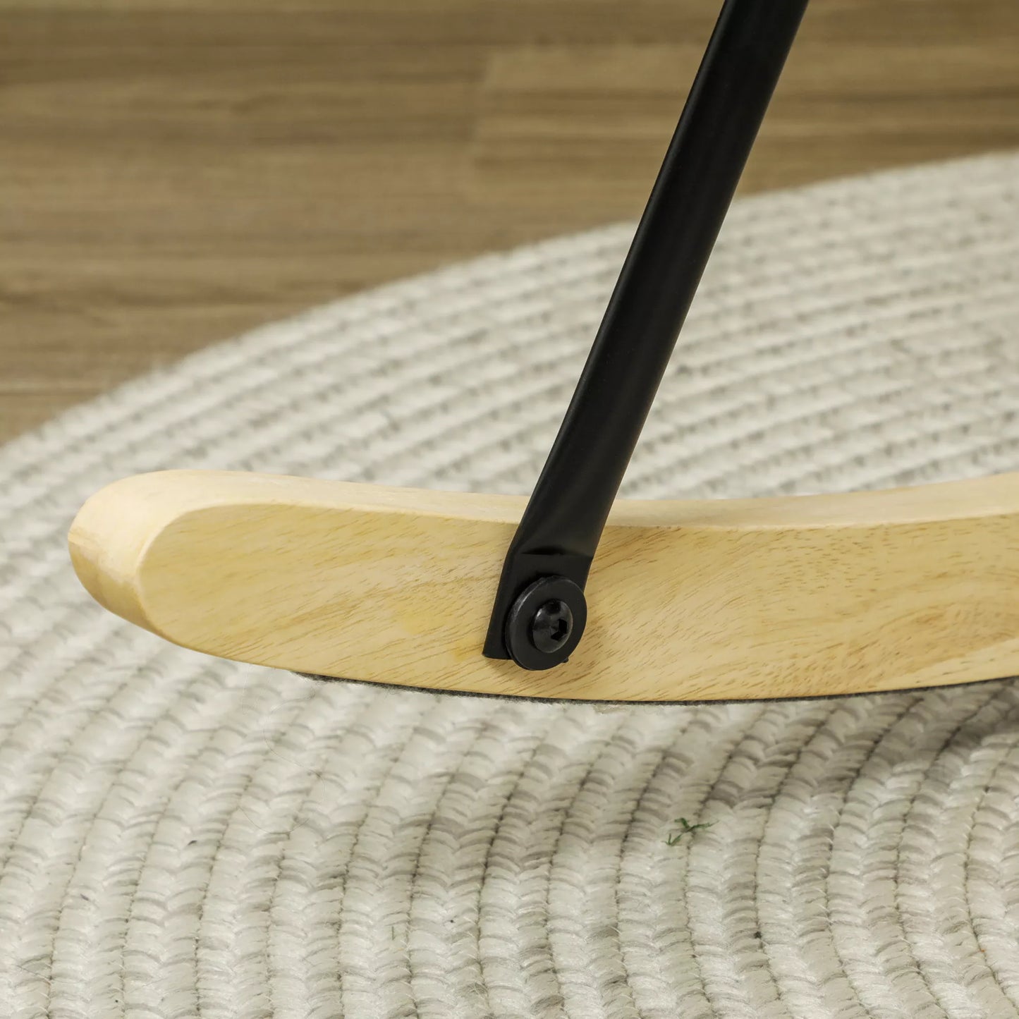 Sūpynės kėdė, storas paminkštinimas, platus atlošas, bukmedžio/plieno rėmas, iki 120 kg, smėlio spalvos