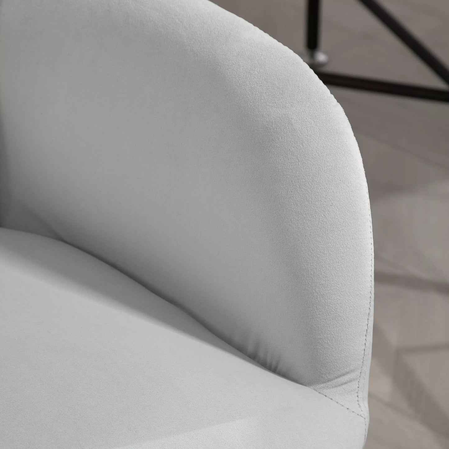 Ergonomiška darbo kėdė, aukščio reguliuojama, pasukama, aksomo išvaizdos, iki 120 kg, šviesiai pilka