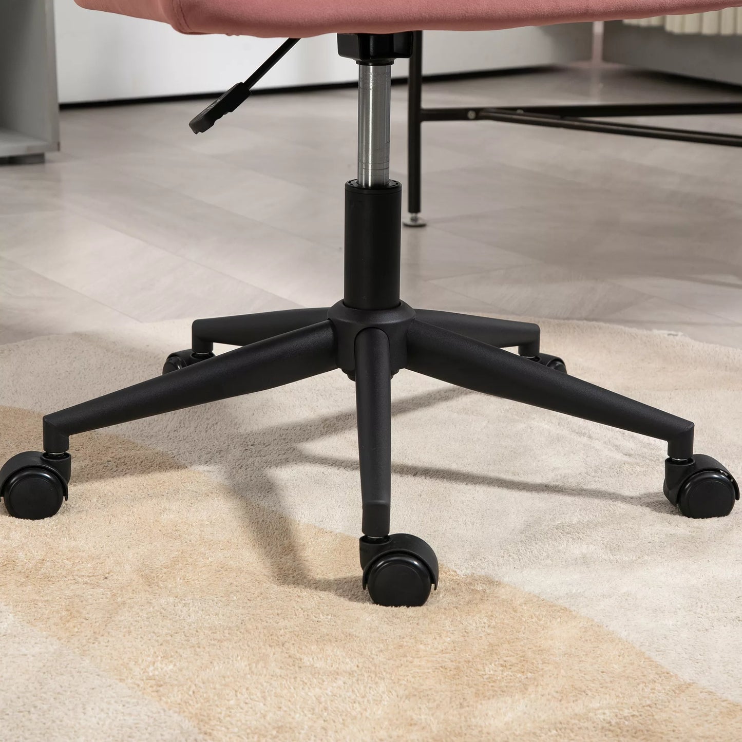 Ergonomiška biuro kėdė, rožinė, sukamoji, reguliuojamo aukščio, aksomito išvaizda, iki 120 kg