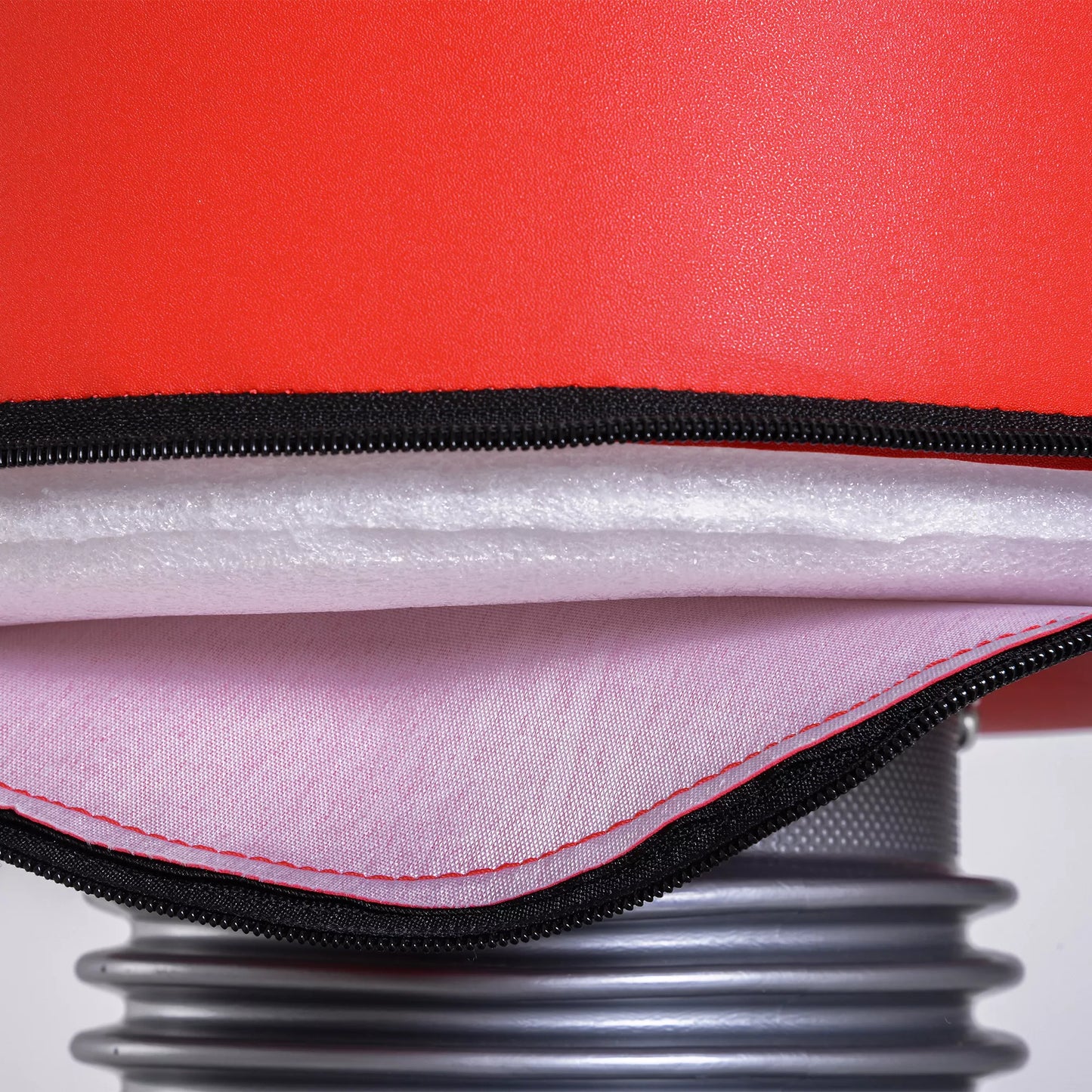 Raudonas stacionarus bokso maišas su reguliuojamu aukščiu ir amortizacija