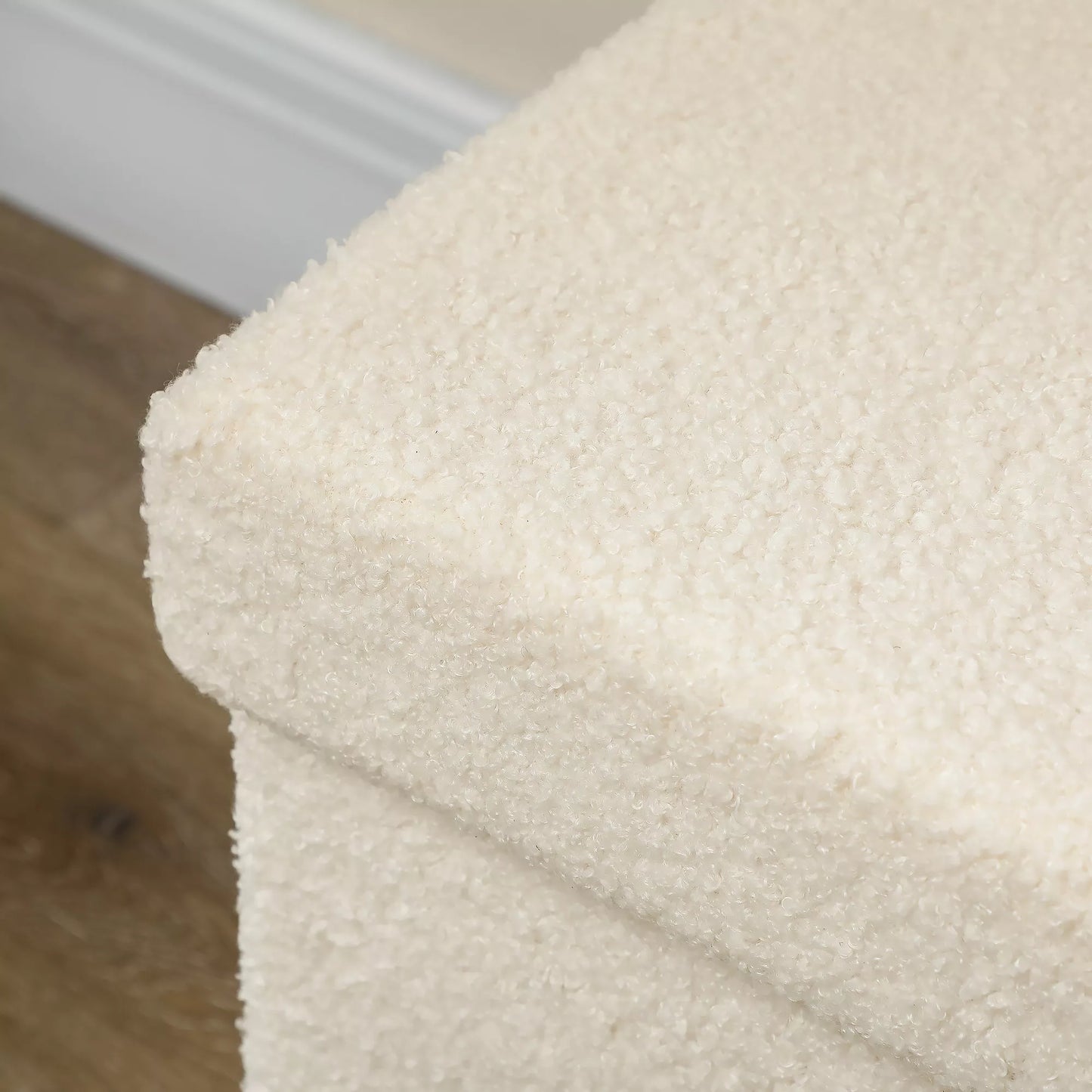 Sandeliukų pufas, minkštas suoliukas su daiktadėže ir dangčiu svetainei, miegamajam, koridoriui, kreminės baltos spalvos