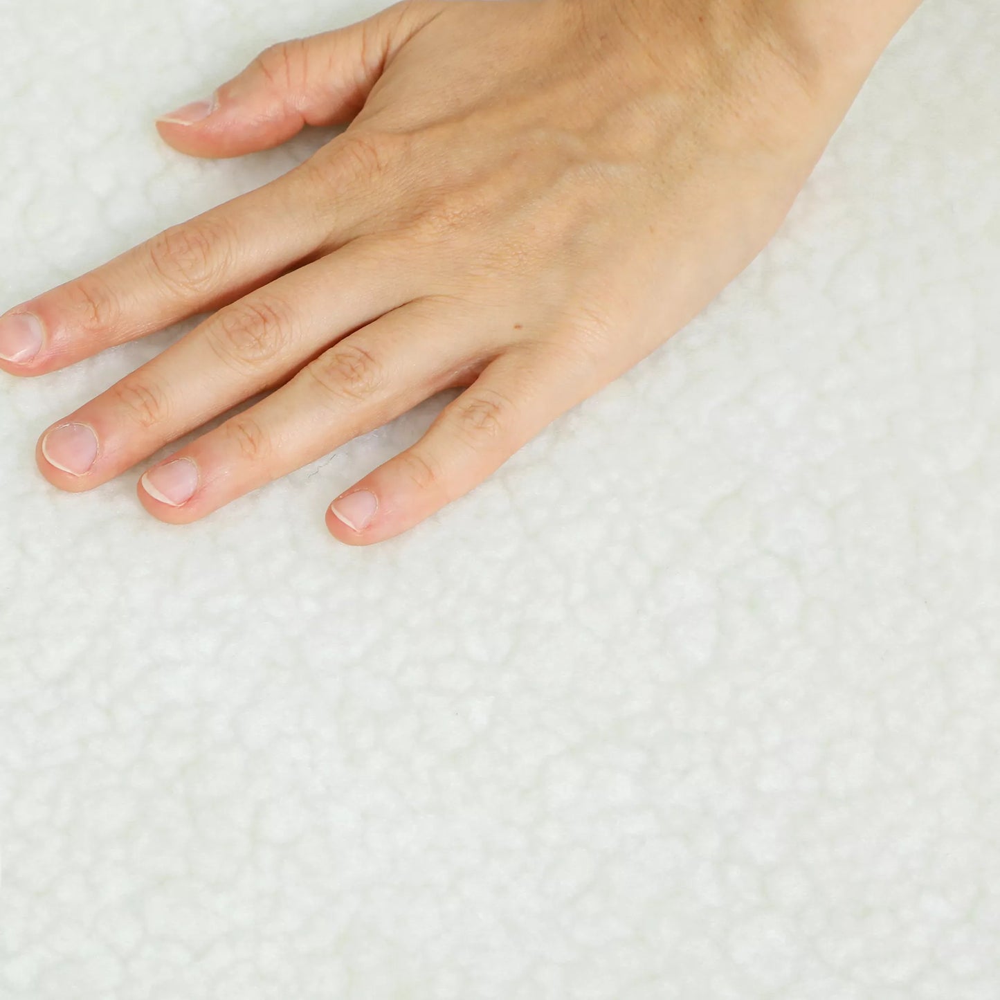 Šildoma antklodė su dviejų zonų valdymu 160 x 140 cm, skalbiama skalbimo mašinoje, su 5 šildymo lygiais, 10 valandų laikmačiu, apsauga nuo perkaitimo