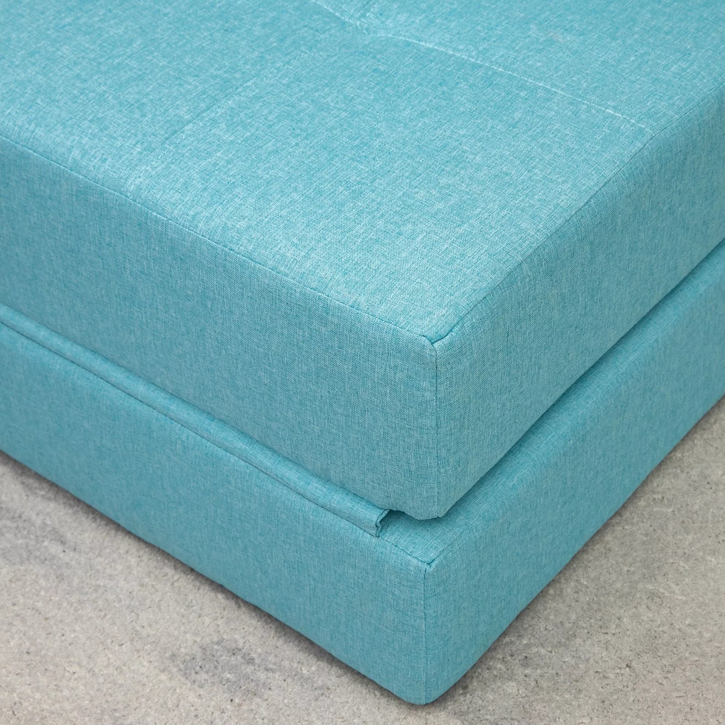 Miegamoji kėdė, relaksacinis fotelis, svečių lova. Nuimamas užvalkalas, 70 cm x 70 cm x 61 cm, šviesiai mėlyna.