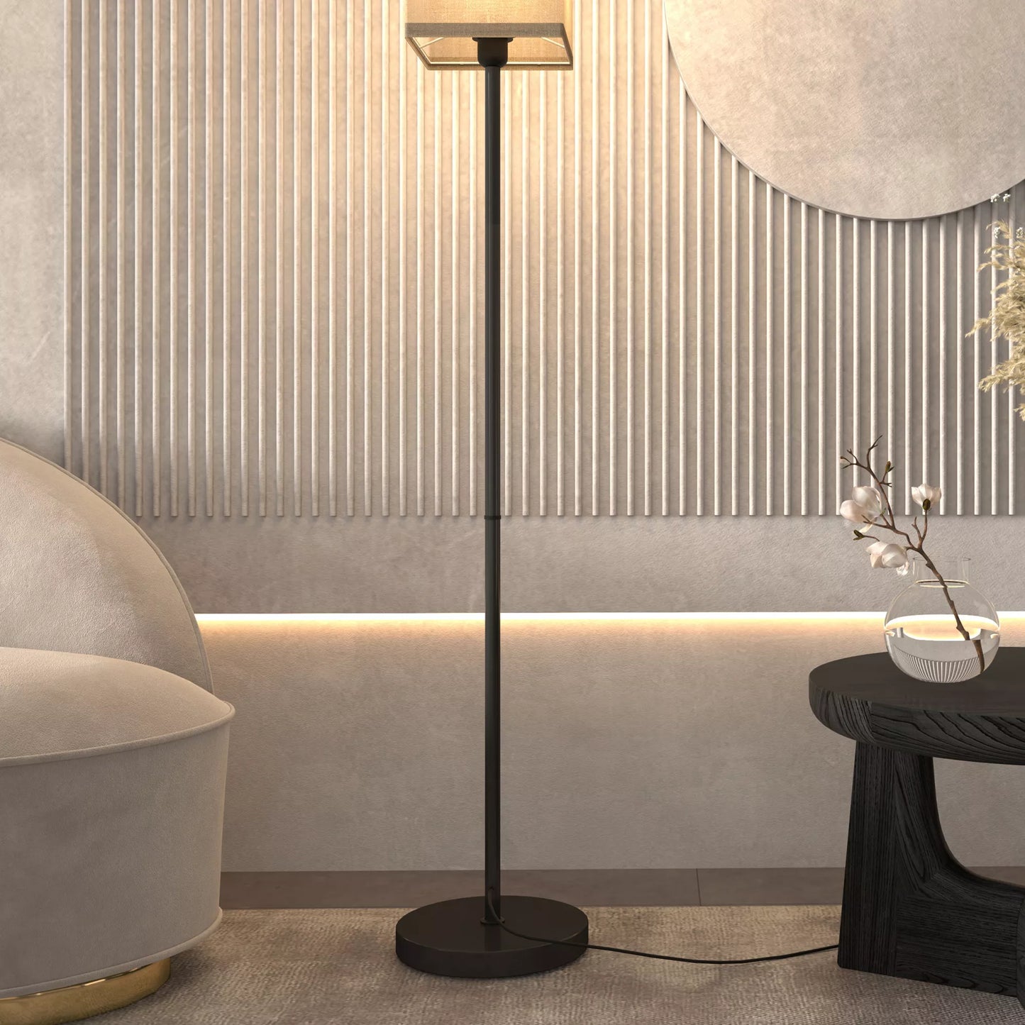 Šiuolaikiška stovinti lempa su dirbtinio lino gaubtu ir pėdiniu jungikliu, skirta svetainei ir miegamajam, metalinė, juoda
