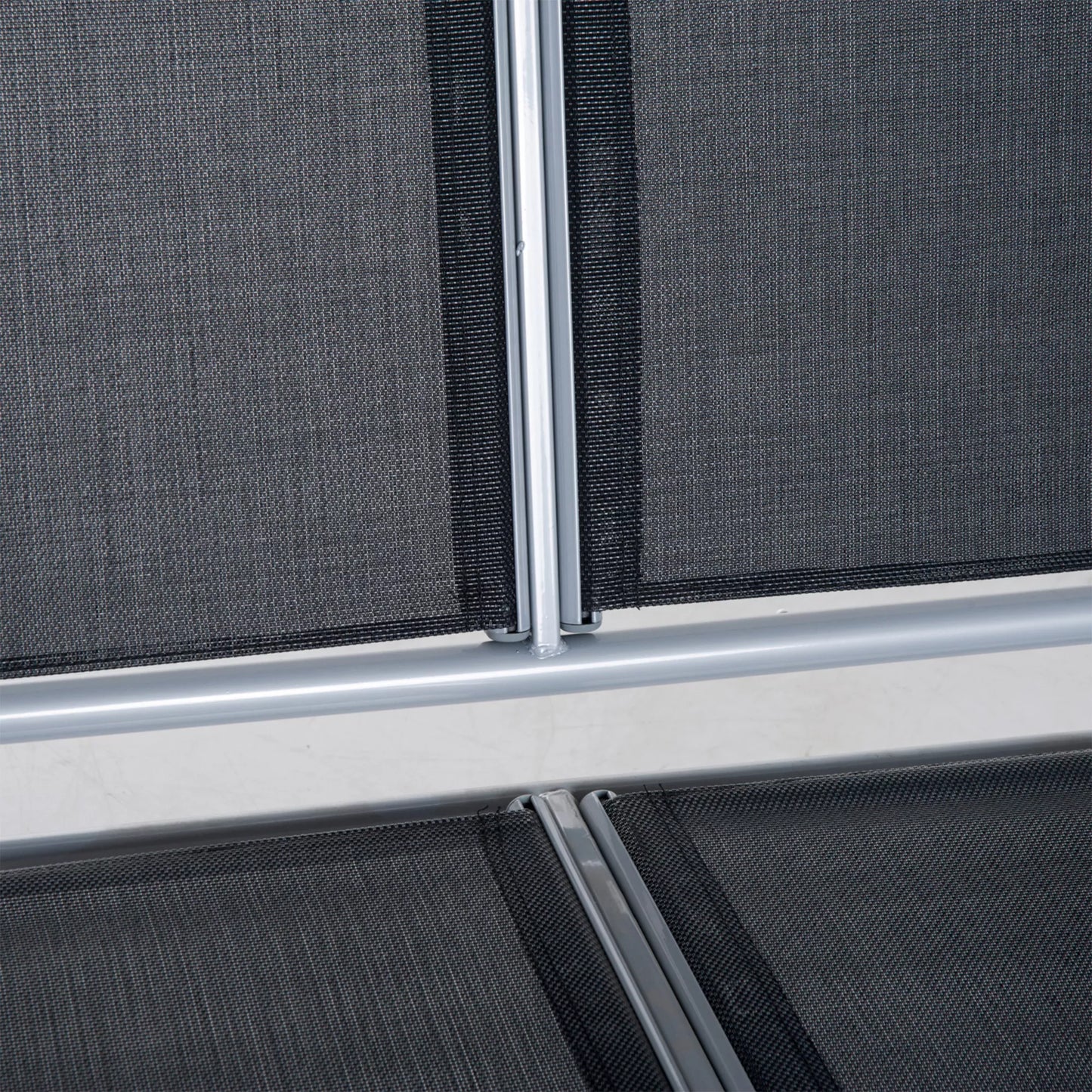 Hollywood sūpuoklės su reguliuojamu stogeliu nuo saulės, 3 vietų sodo sūpuoklės su neslystančiomis kojelėmis, sūpuoklinis suoliukas atlaiko iki 240 kg, sodo gultas sodui, terasai, 171x108x150cm, juodos spalvos