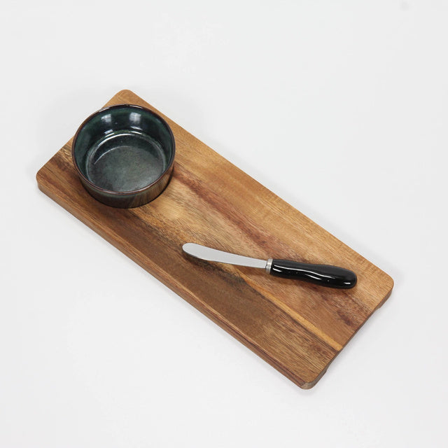 Užkandžių padėklas su keraminiu dubenėliu ir peiliuku, 30×12 cm