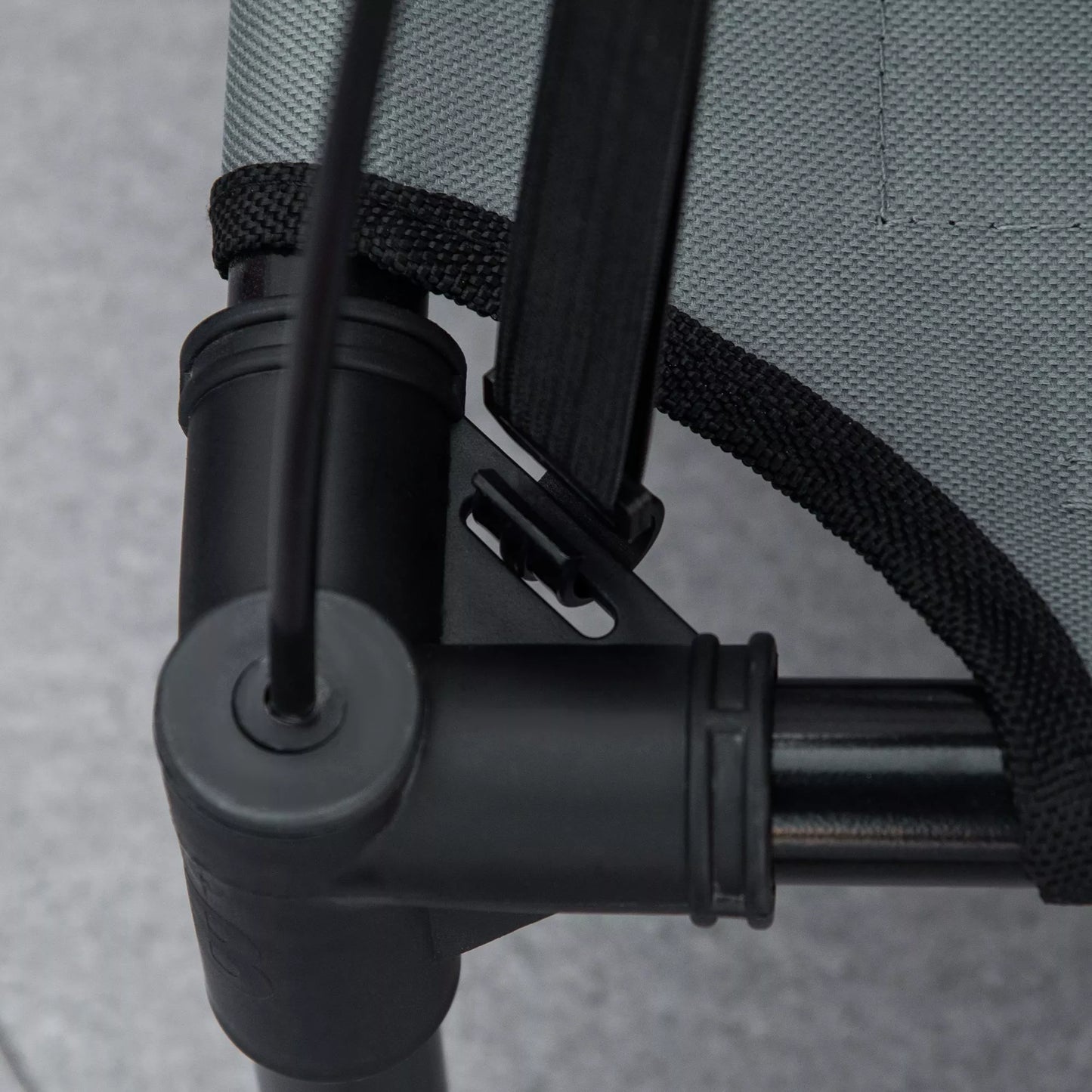 Paaukštinta šunų lova su baldakimu, naminių gyvūnėlių lova, lauko šunų gultas su stogeliu, kvėpuojantis, taftos audinys, skirta stovyklavimui, pilka, 61 x 46 x 62 cm