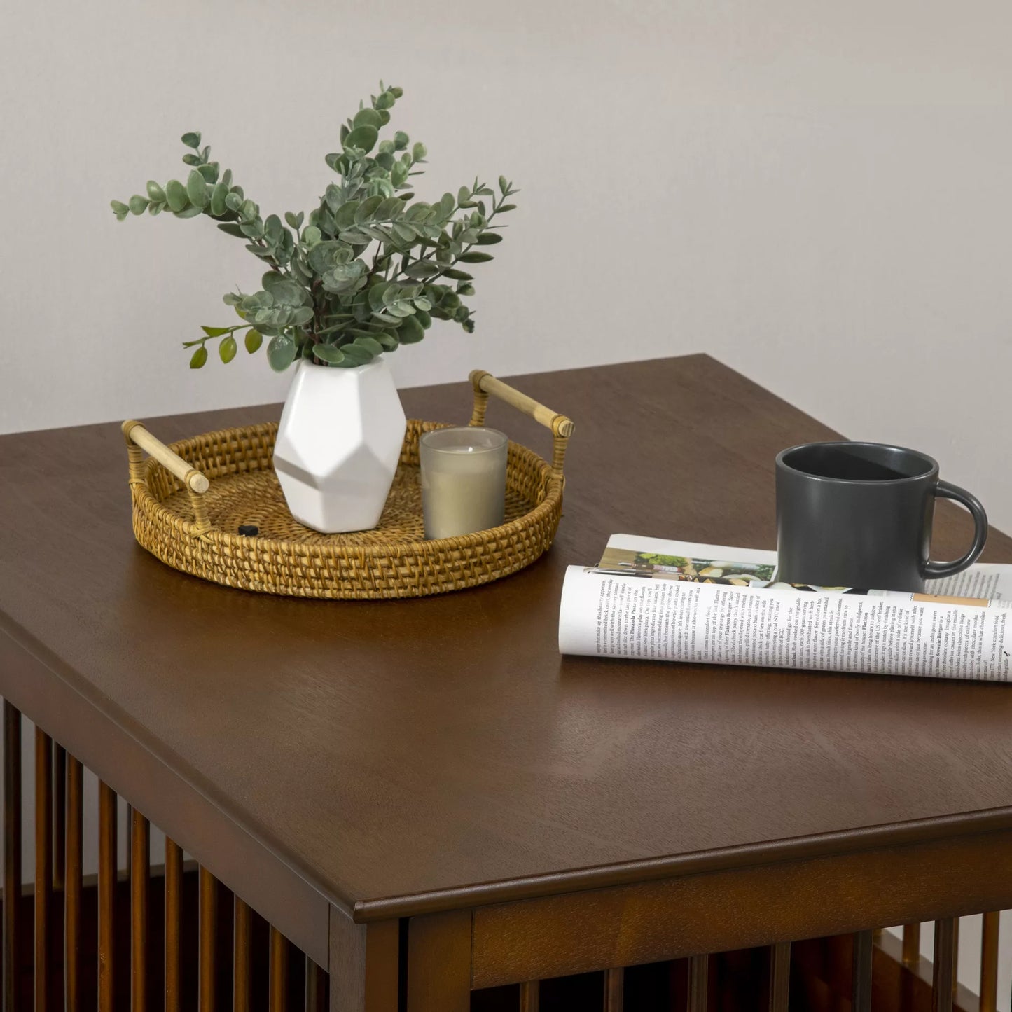 Šunų narvas su užraktu, paaukštintu pagrindu, transportavimo dėžė, 80,5 cm x 59,5 cm x 67,5 cm, rudas