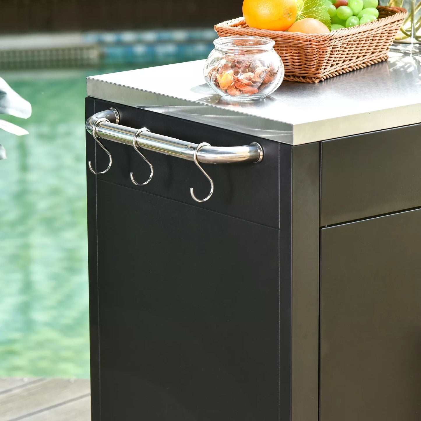 Virtuvės vežimėlis su ratukais, padavimo vežimėlis, vežimėlis su spintele, kabliais ir nerūdijančio plieno rankenomis, virtuvės pagalbininkas, nerūdijančio plieno BBQ grilio stalas Virtuvės vežimėlis, 86 x 50 x 86,5 cm Juodas