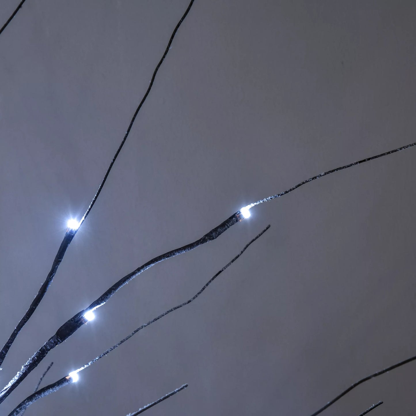 Dirbtinis beržas su LED apšvietimu, 96 šiltai baltos spalvos mikroskadinės LED lemputės, 150 cm, rudas