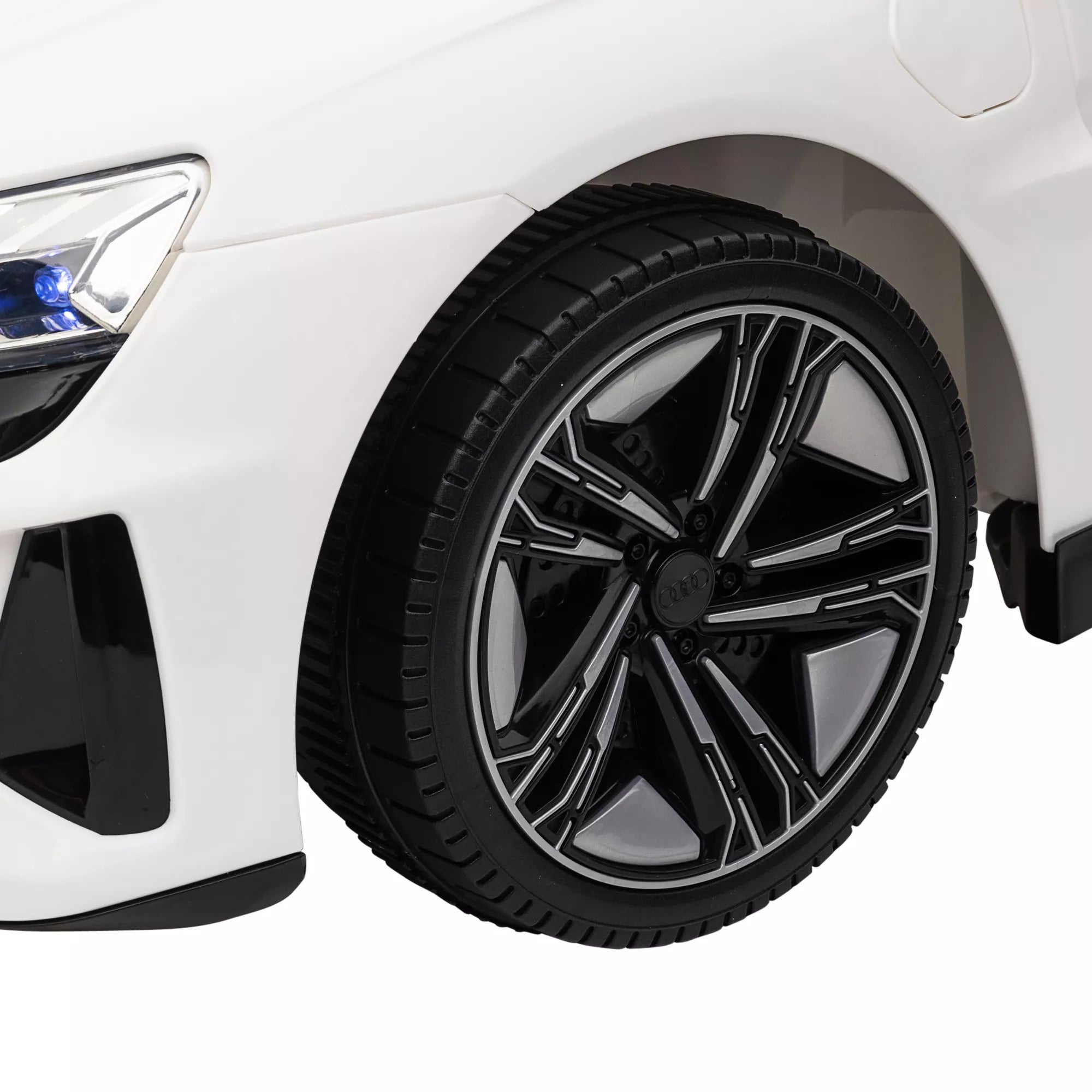 Vaikų elektrinis automobilis „Audi RS e-tron GT“ su saugos diržu, nuotolinio valdymo pultu, žibintais, muzikos funkcija, baltas, 103 x 58 x 41 cm