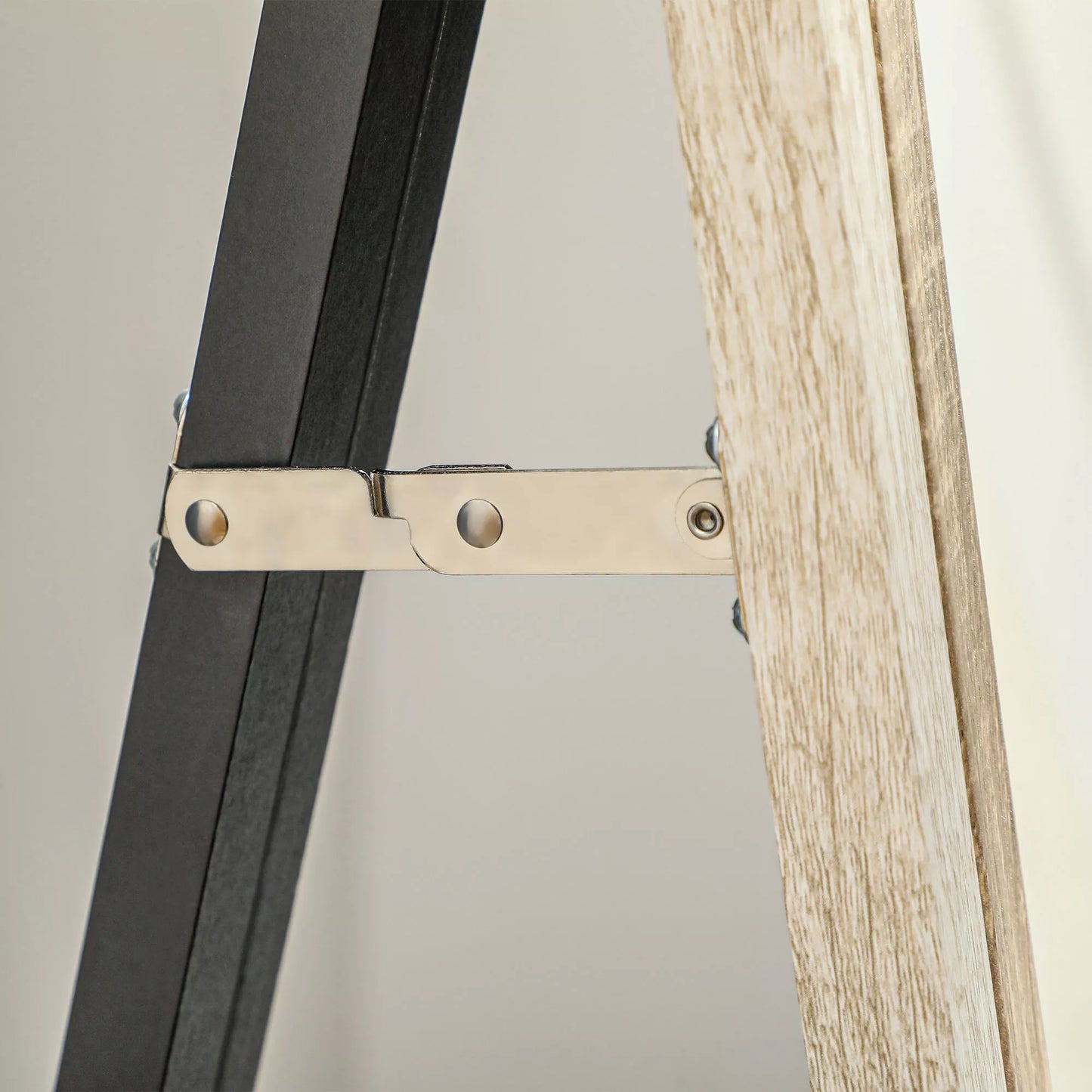 Viso kūno veidrodis, MDF rėmas, atspari dūžiams plėvelė, 162,6 x 53,3 cm, natūralaus medžio