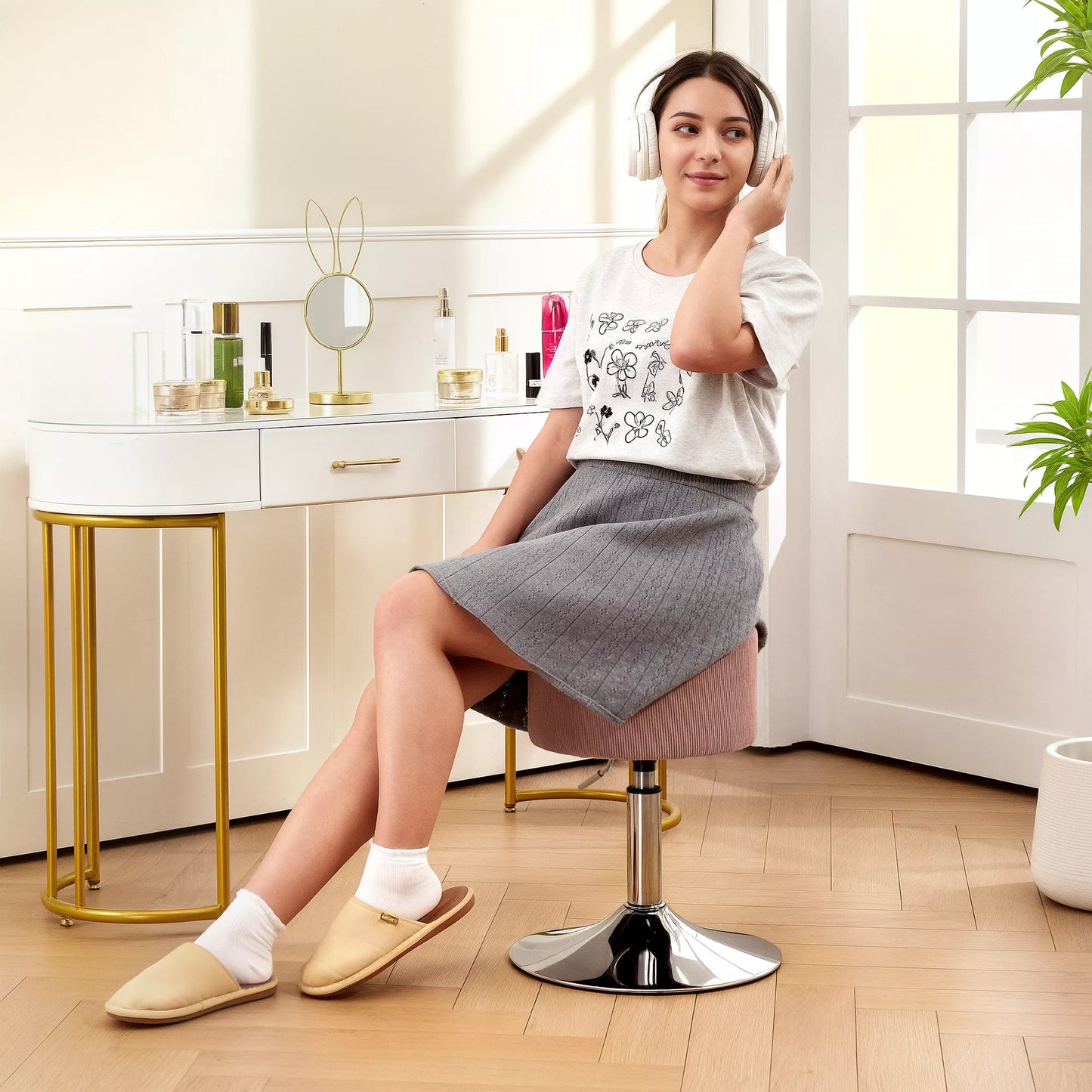 Baro kėdė, Paminkštinta baro kėdė su metaliniu rėmu, Kordilės išvaizdos, Reguliuojamo aukščio 360° besisukanti Rožinė