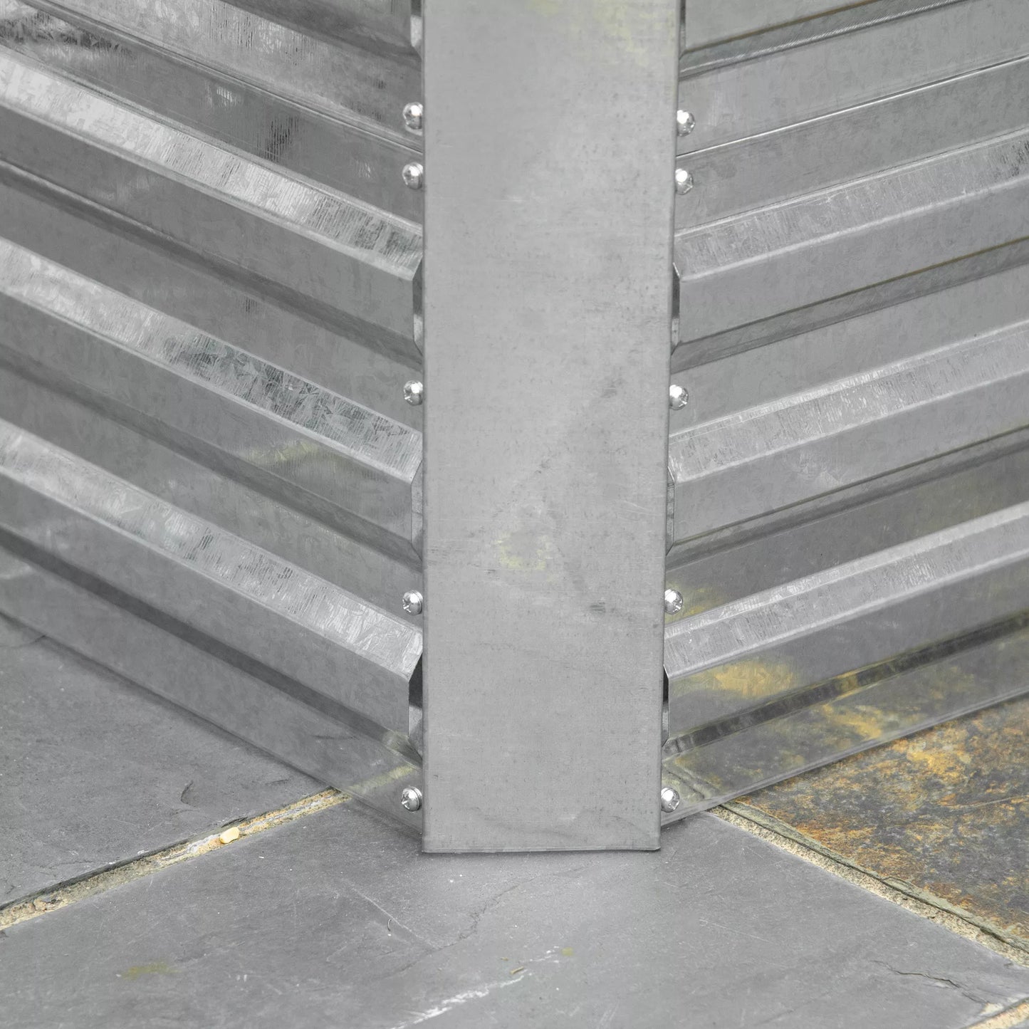 Gėlių vazonas, patogus gėlynas sodinti, auginti ir prižiūrėti, paaukštinta lysvė, plienas, sidabrinis