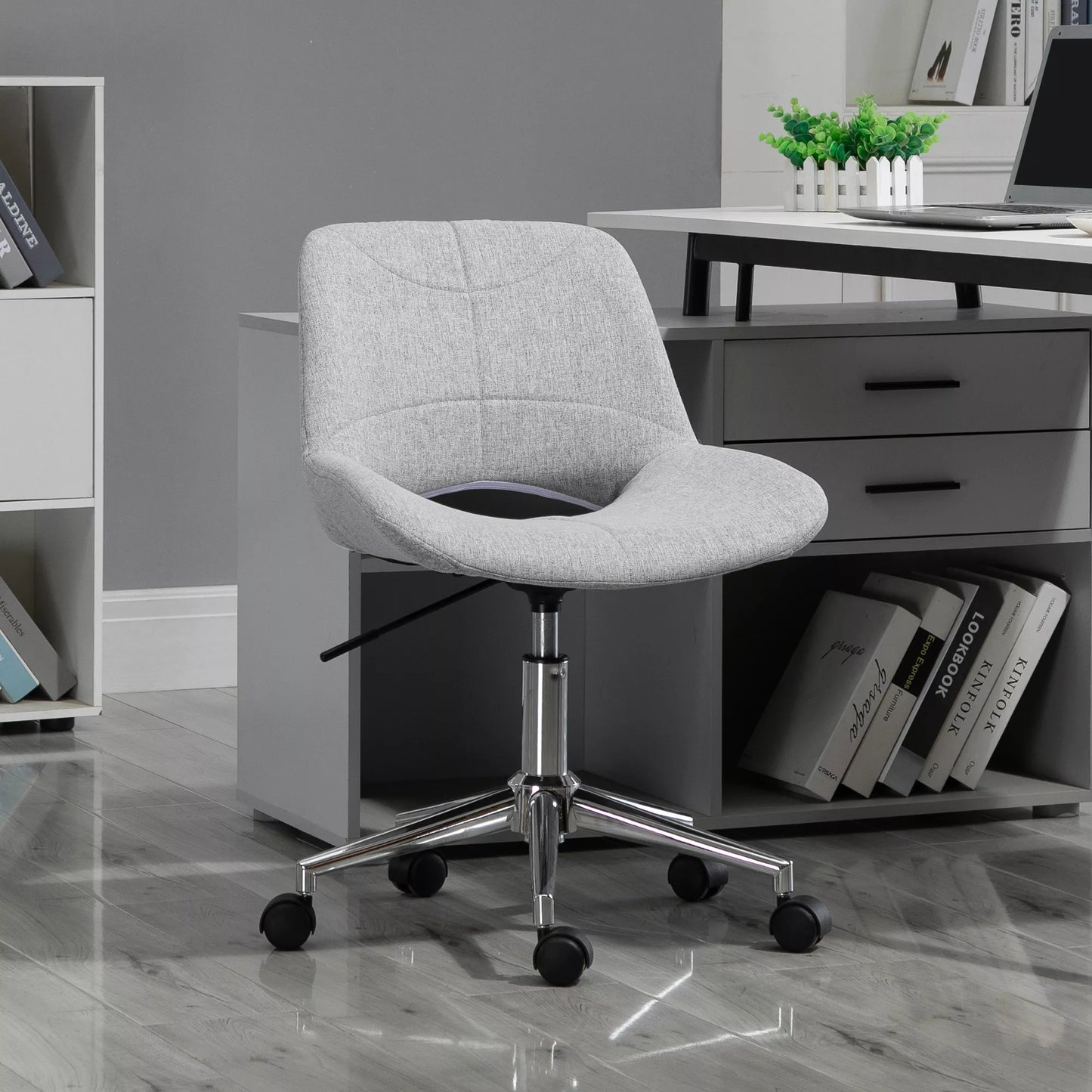 Biuro kėdė, reguliuojamas aukštis, 360° pasukama, iki 110 kg, metalinis rėmas, šviesiai pilka, 49 x 56,5 x 73–82,5 cm