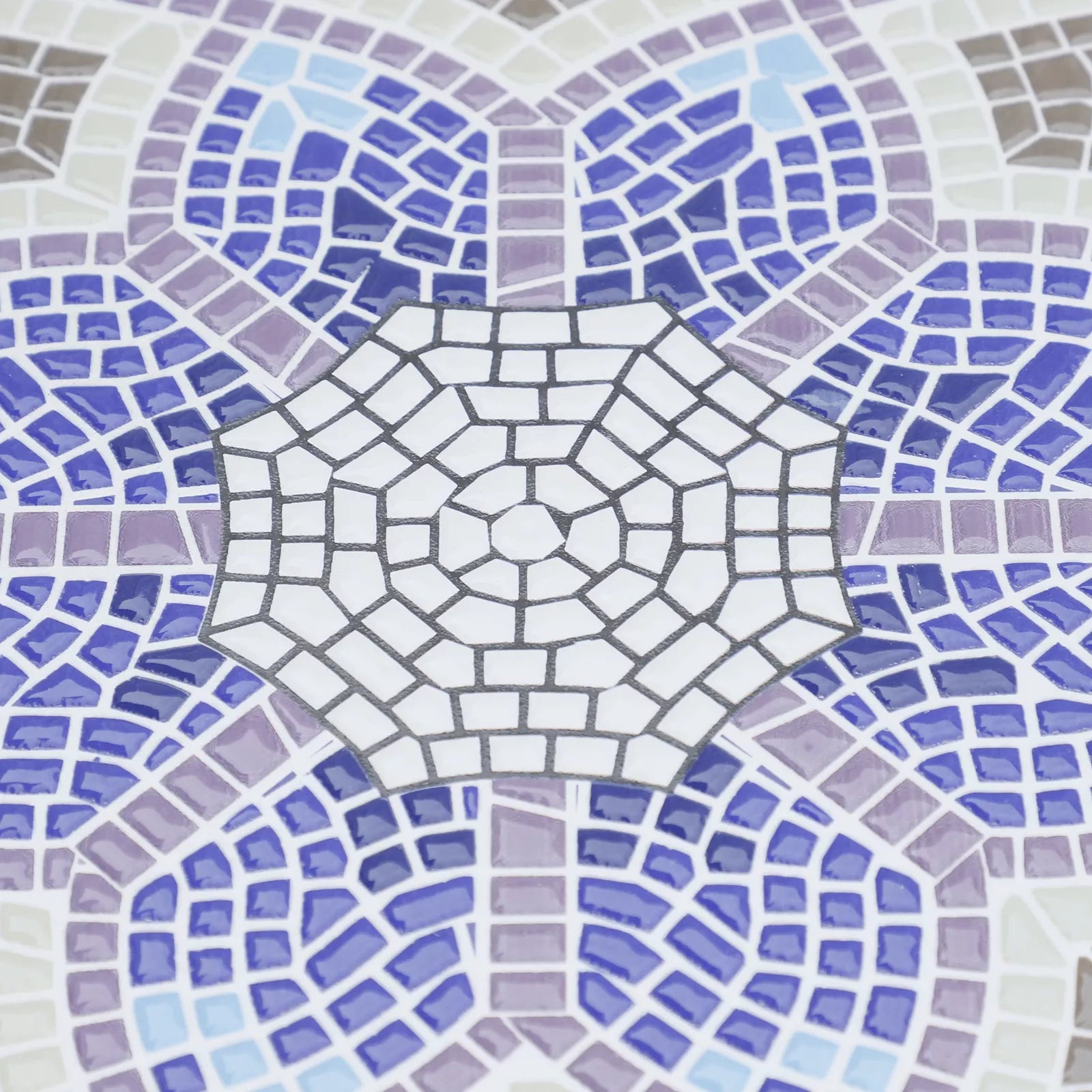 Sodo stalas Ø60 x H71cm, atsparus oro sąlygoms balkono stalas pagamintas iš metalo, lauko valgomojo stalas, kempingo staliukas, apvalus terasos stalas sodui, terasai, balkonui Mėlynas+Baltas