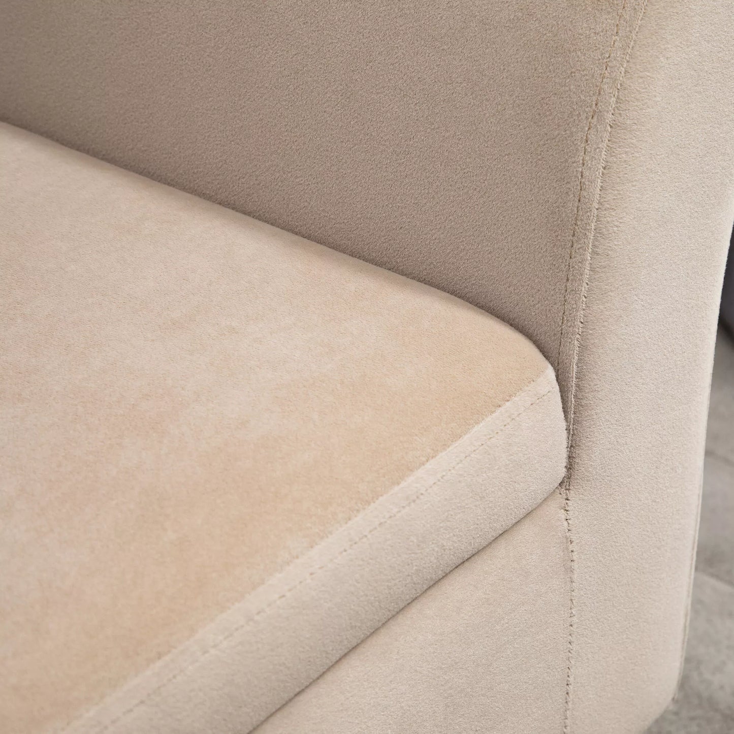 Minkšta banketė su daiktadėže, skrynios tipo banketė su porankiais, 46 cm sėdėjimo aukštis, aksominis poliesteris, 111,5 x 41 x 65 cm, smėlio spalvos