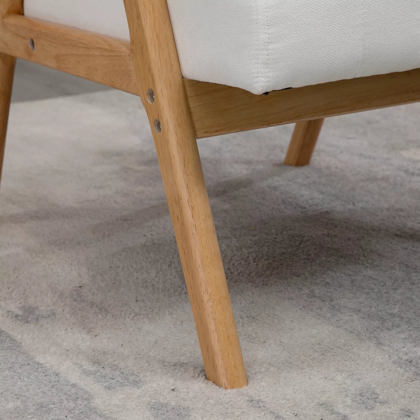 Minkštas fotelis Skandinaviško dizaino, veliūro išvaizdos, su masyvmedžio rėmu, 68 x 74 x 82cm, Natūralus+Kremas