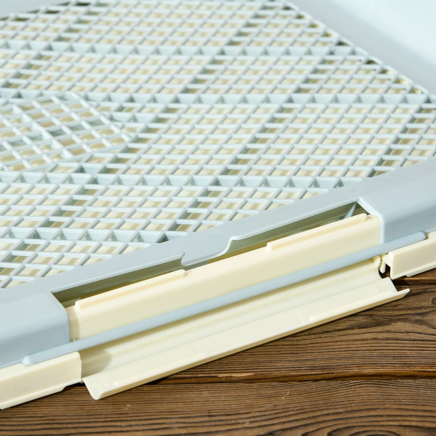 Šunų tualetas, šuniukų tualetas, 2 sluoksnių, dirbtinė veja, daugkartinio naudojimo, 63 x 48.5 x 6 cm, žalias + baltas