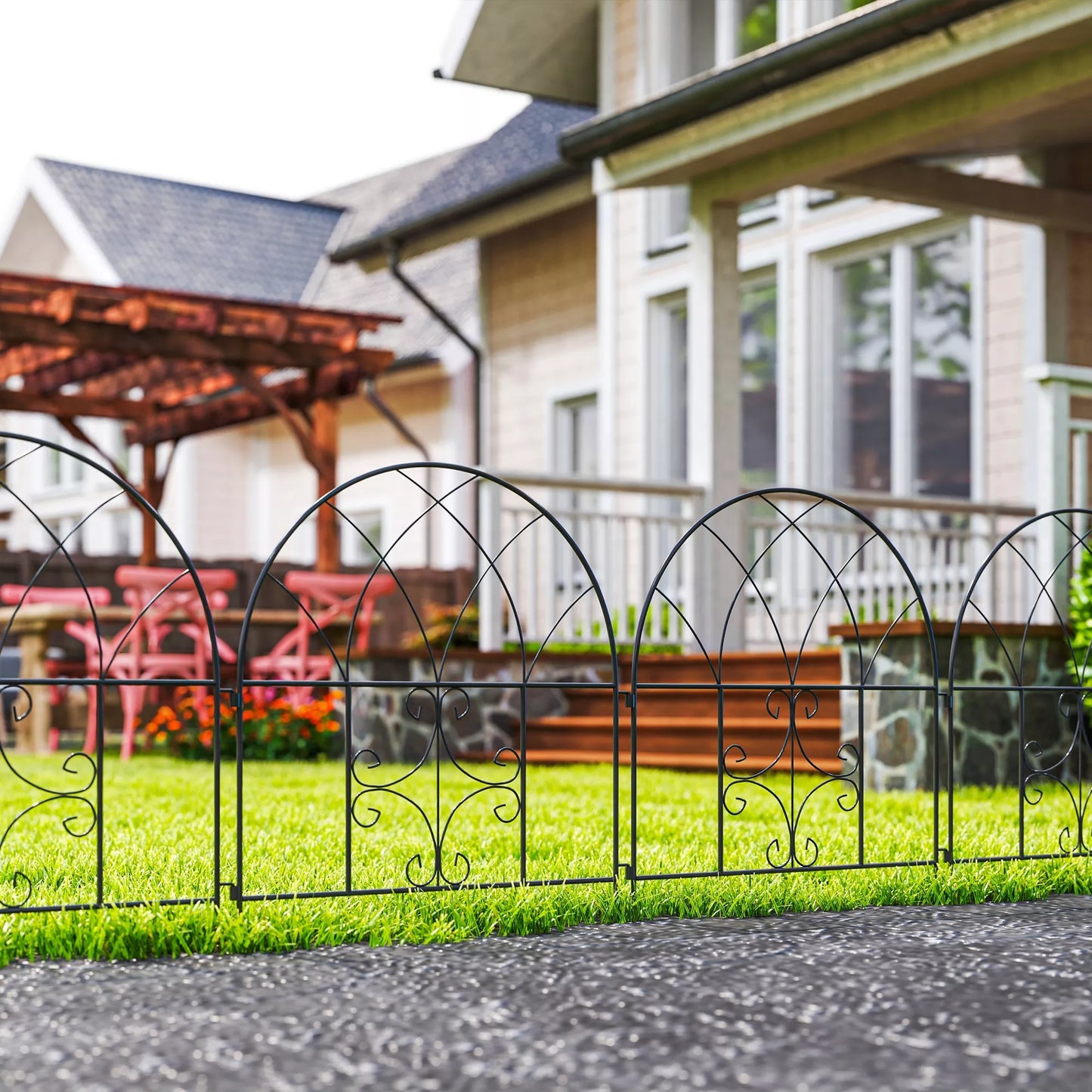 Juoda dekoratyvinė plieninė tvora, 300 cm x 70 cm, tvorių elementų rinkinys