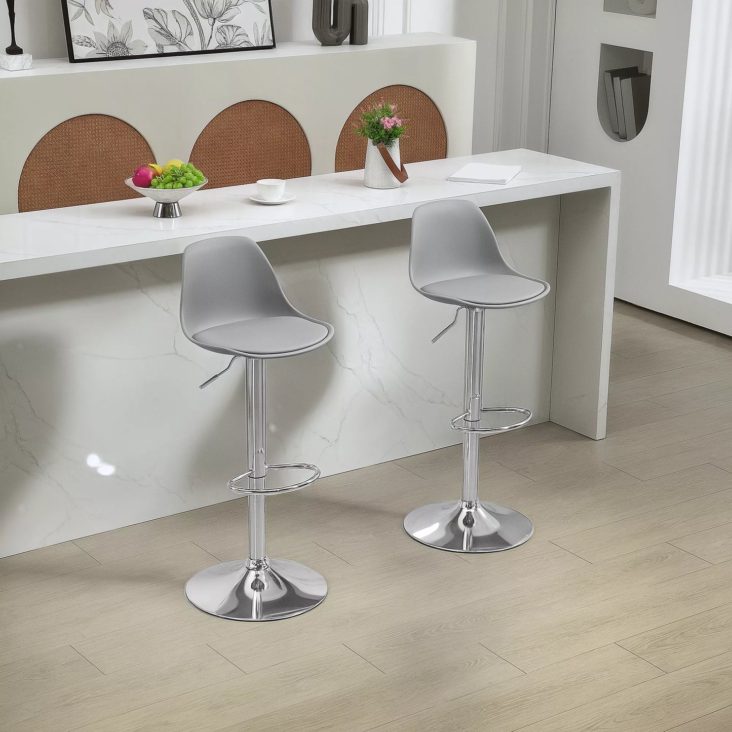 2 vnt. baro taburečių rinkinys, pasukamos, su atlošu, reguliuojamo aukščio, atlaiko iki 120 kg, 42 x 38 x 82-104 cm, pilka