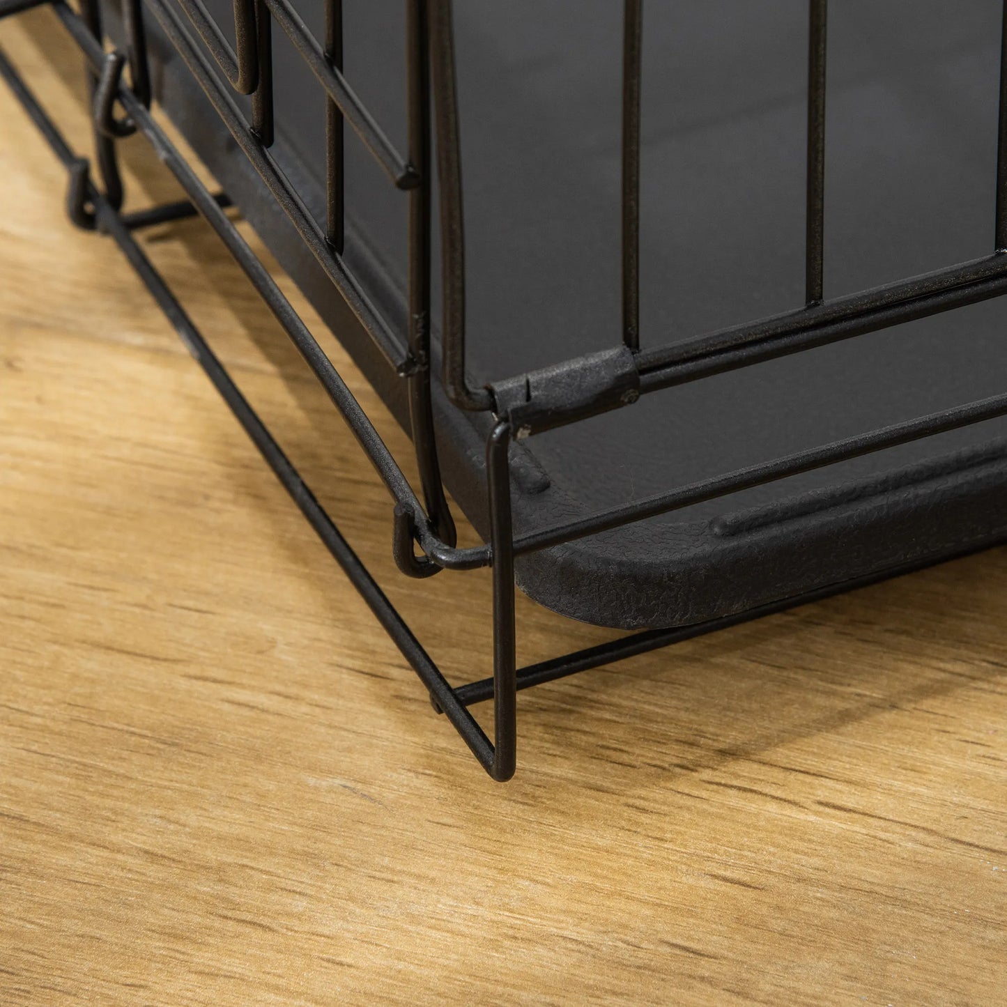 Šunų gardas, transportavimo narvas, vielinis narvas, išimamas dugno dėklas, juodas