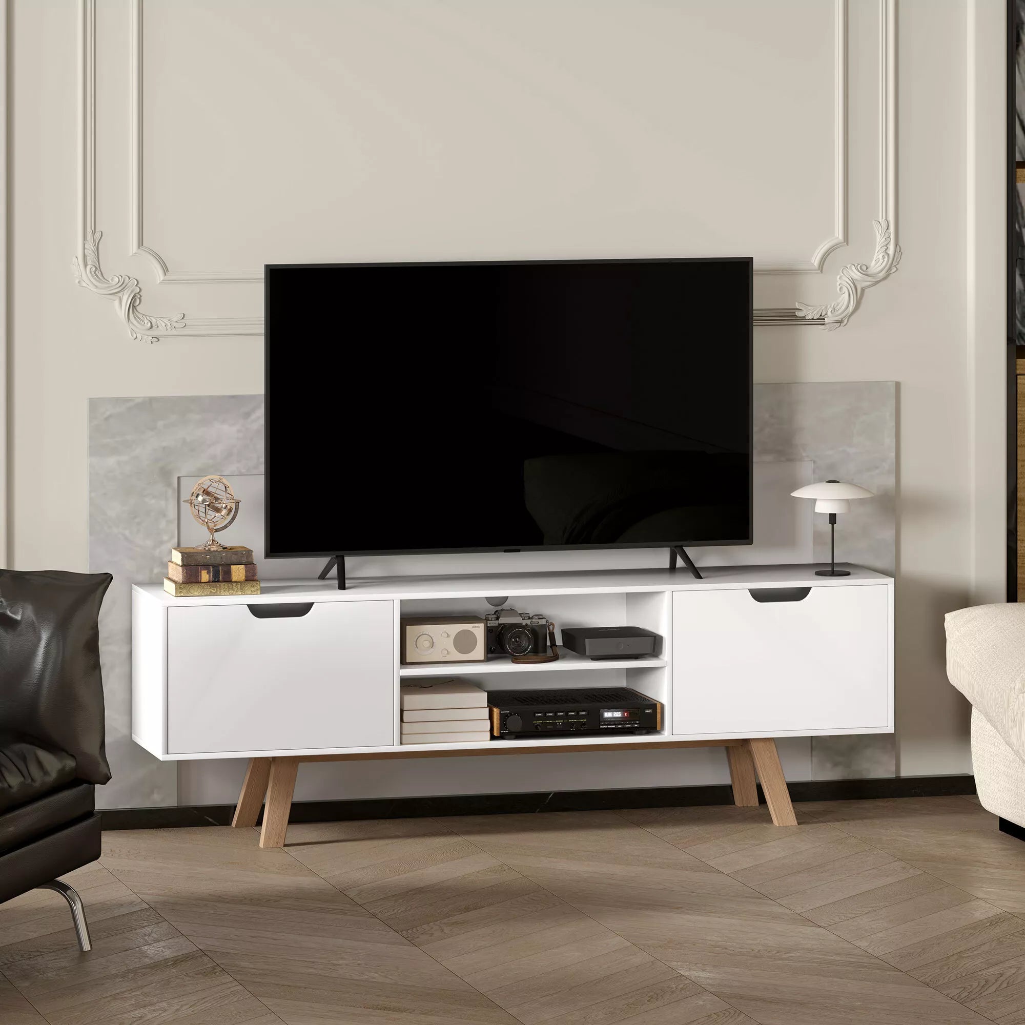 TV staliukas su stalčiais ir atviromis lentynomis, 150 cm, baltas