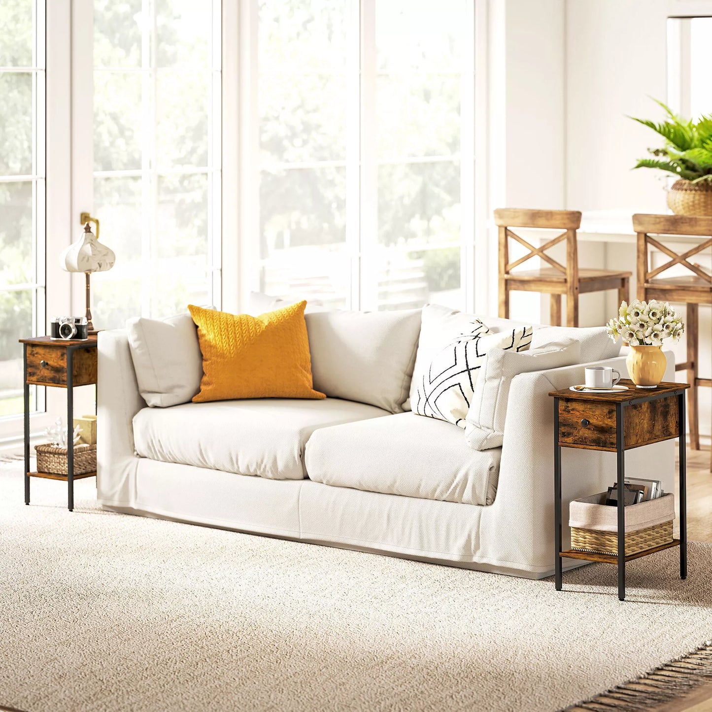 Pagalbinis staliukas su atviru skyriumi ir stalčiumi, naktinis staliukas, metalinės kojelės, medžio, rudas