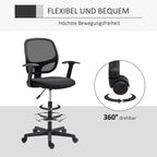 Infografika apie juodos biuro kėdės 360° sukimosi funkciją su tinkliniu atlošu