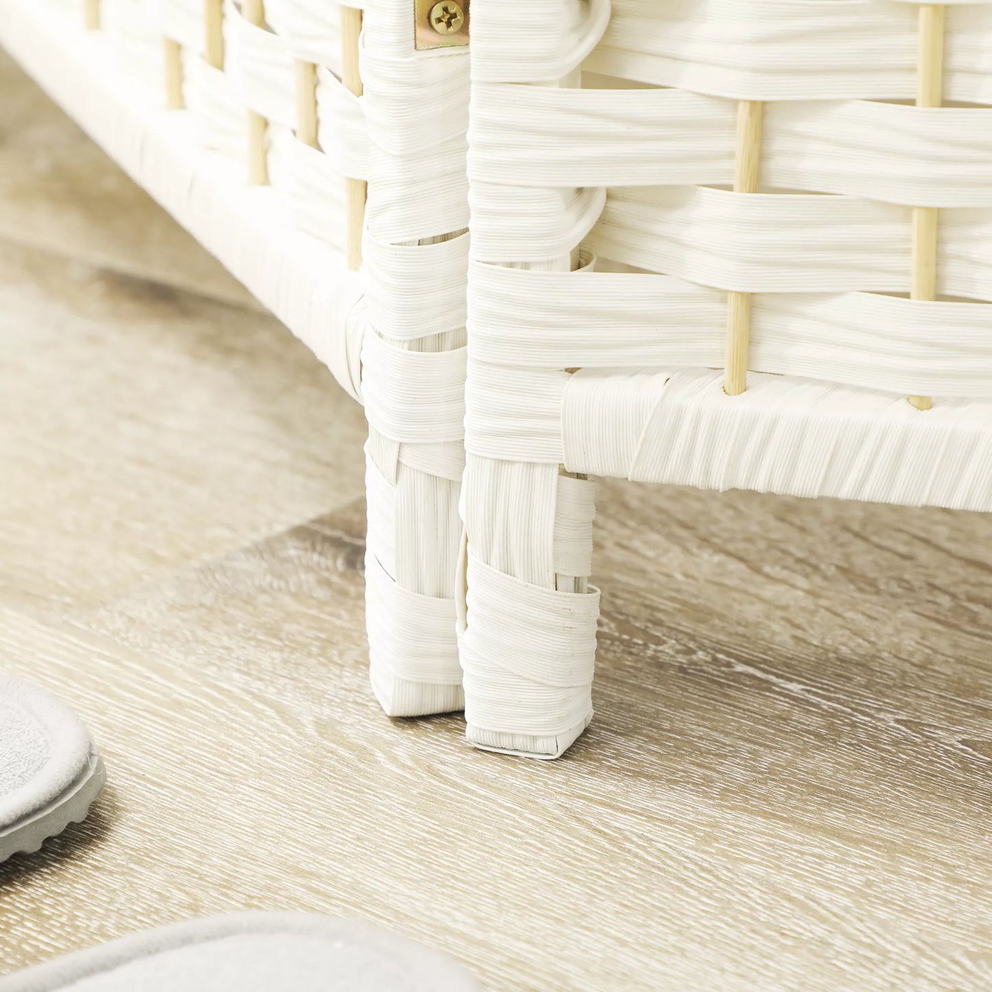 Pertvara, 4 dalių sulankstoma sienelė, pintas raštas, pušies mediena, Balta