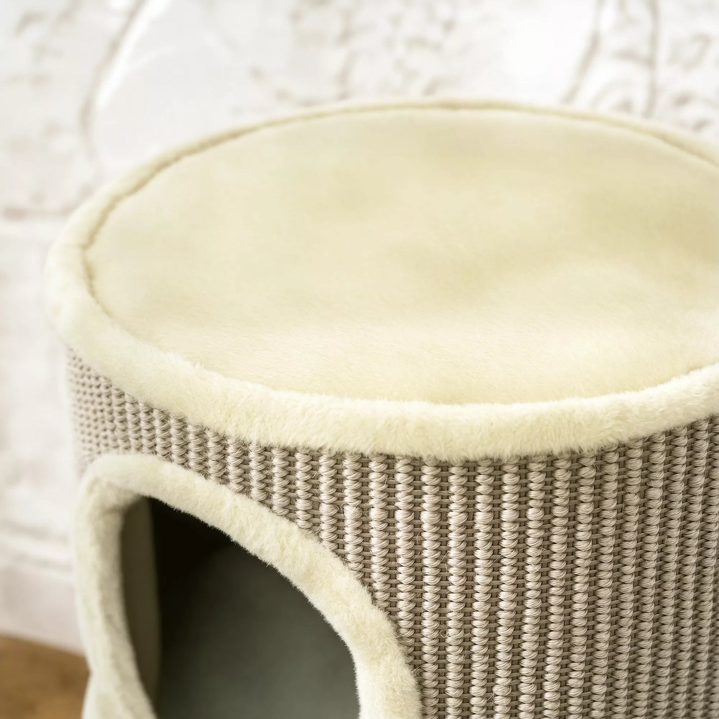 Kačių draskymo statinė, 49 cm aukščio, Ø35,5 cm, dviejų aukštų su pliušiniu kraštu, draskymo kilimėlis, 2 guoliai, chaki+kavos spalvos