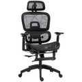 Juoda ergonominit biuro kėdė su tinkliniu atlošu, galvos atrama ir porankiais ant balto fono