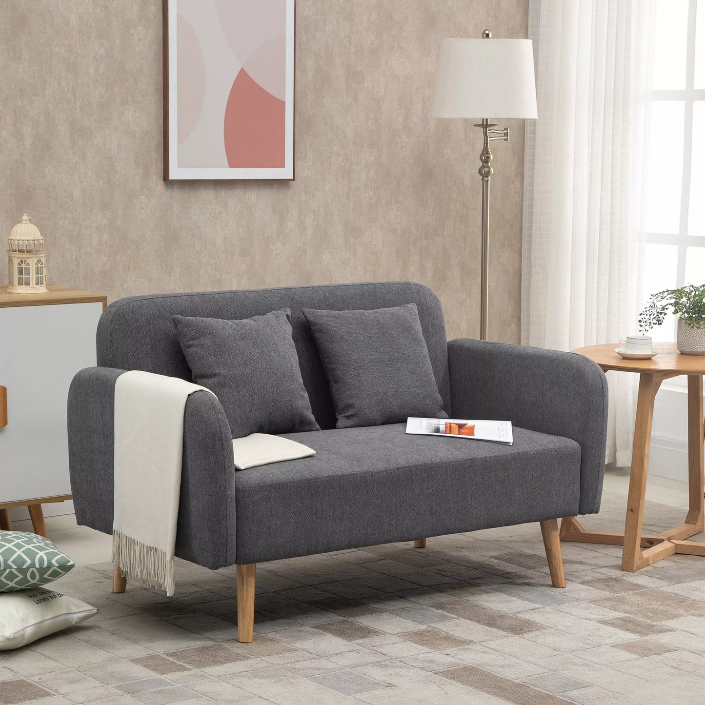 2 vietų sofa su 2 dekoratyvinėmis pagalvėlėmis, mažas dvivietis fotelis su modernia aksomine apdaila, pilka 130 x 70 x 80 cm