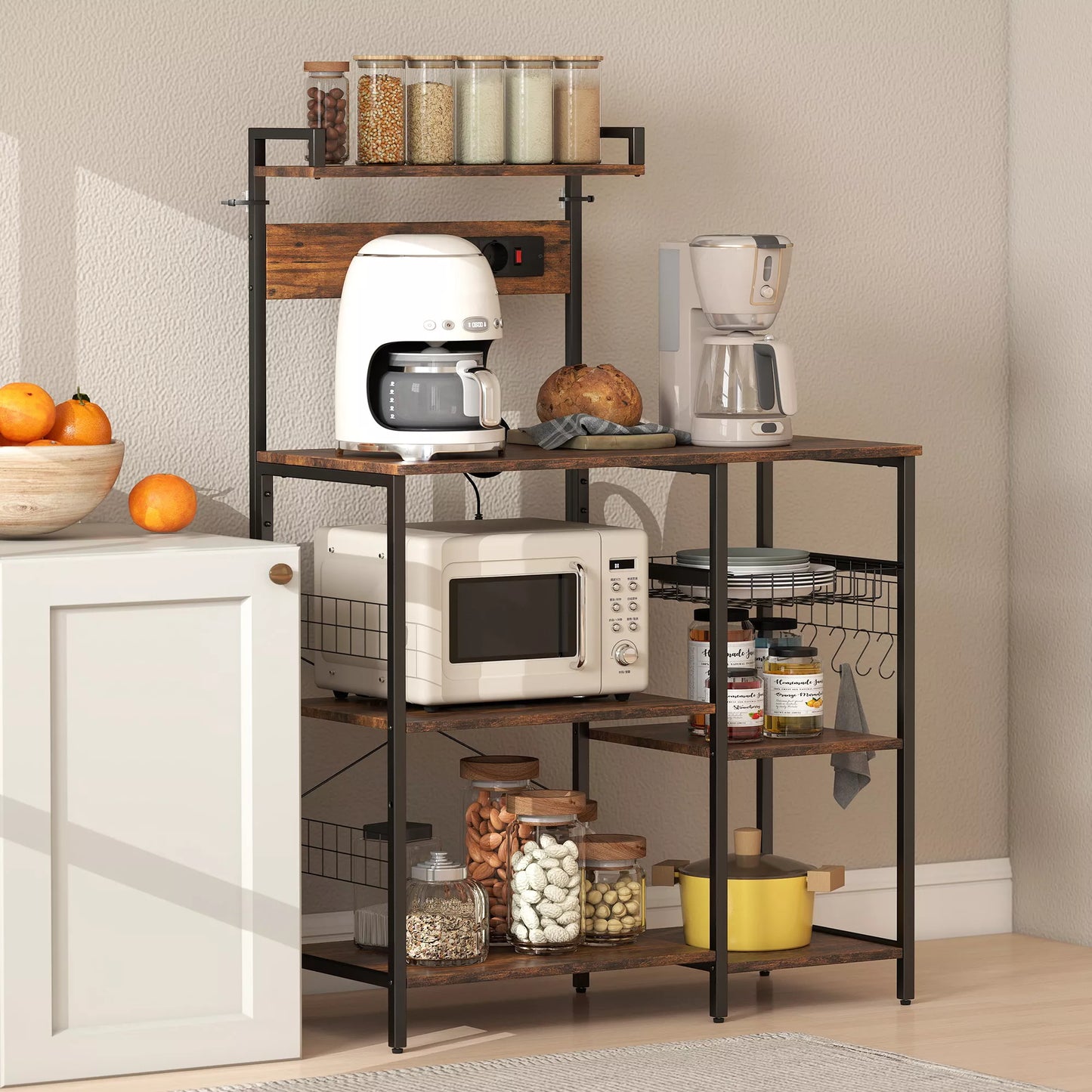 Virtuvės lentynos, stovas su 2 rozetėmis, 5 S formos kabliais, 5 lentynomis, krepšeliu, X formos atramomis iš plieno, 90 x 42 x 130 cm