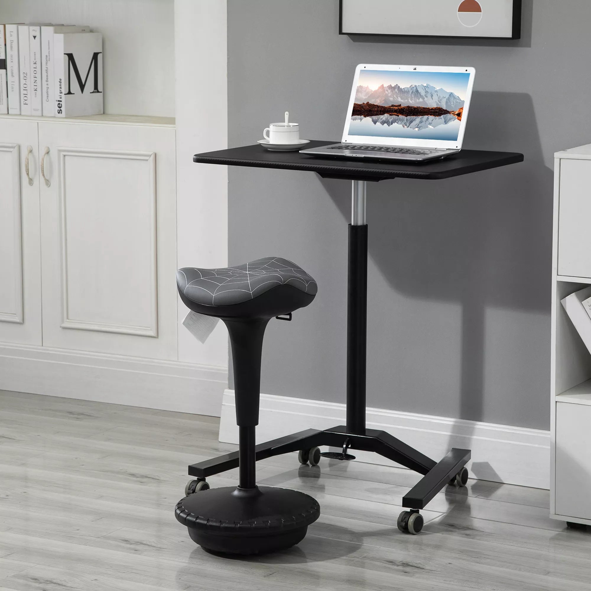 Biuro kėdė su pasukimo funkcija, ergonomiška kėdė, reguliuojamas aukštis 65,5–83,5 cm, pasukama 120° kampu, pilkos spalvos