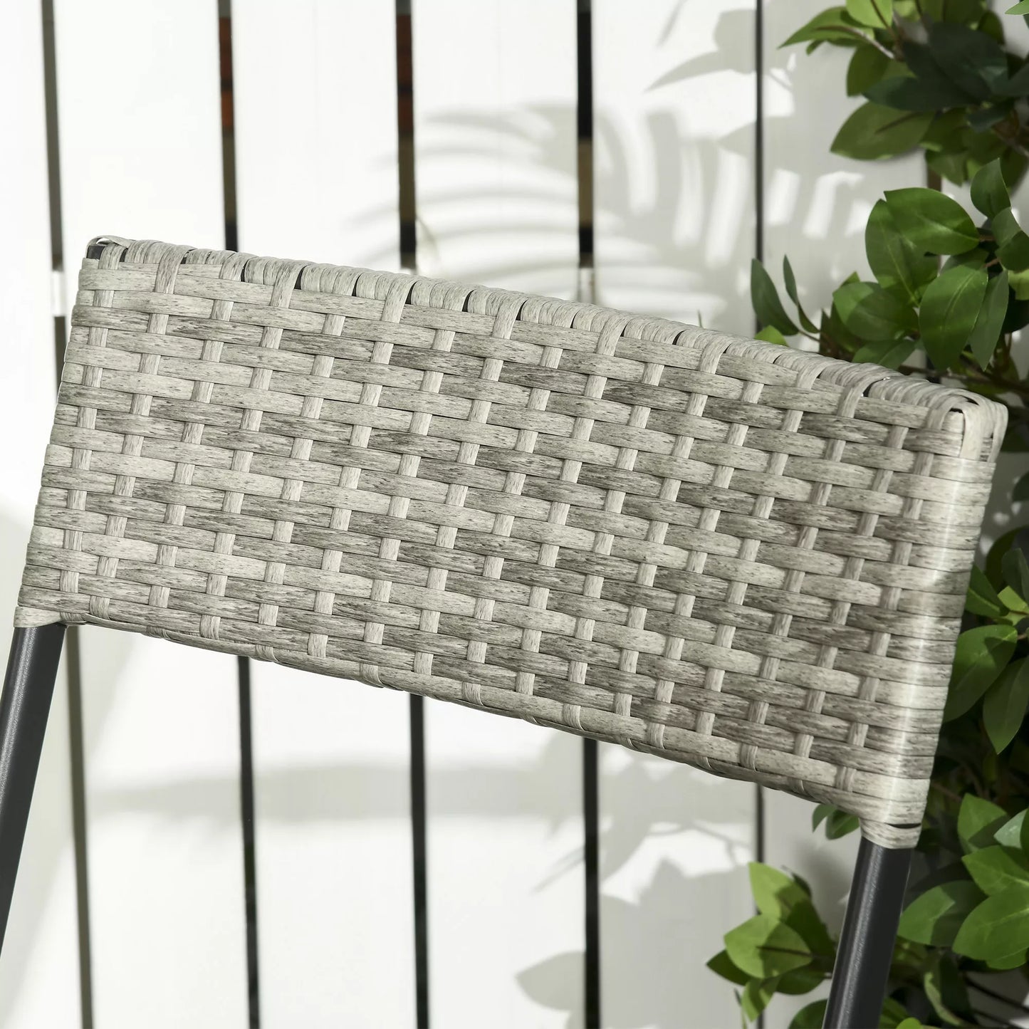 Outsunny 3 dalių sodo baldų komplektas, 2 sulankstomos kėdės, 1 sulankstomas stalas, rotango imitacija, metalinis rėmas, šviesiai pilkas