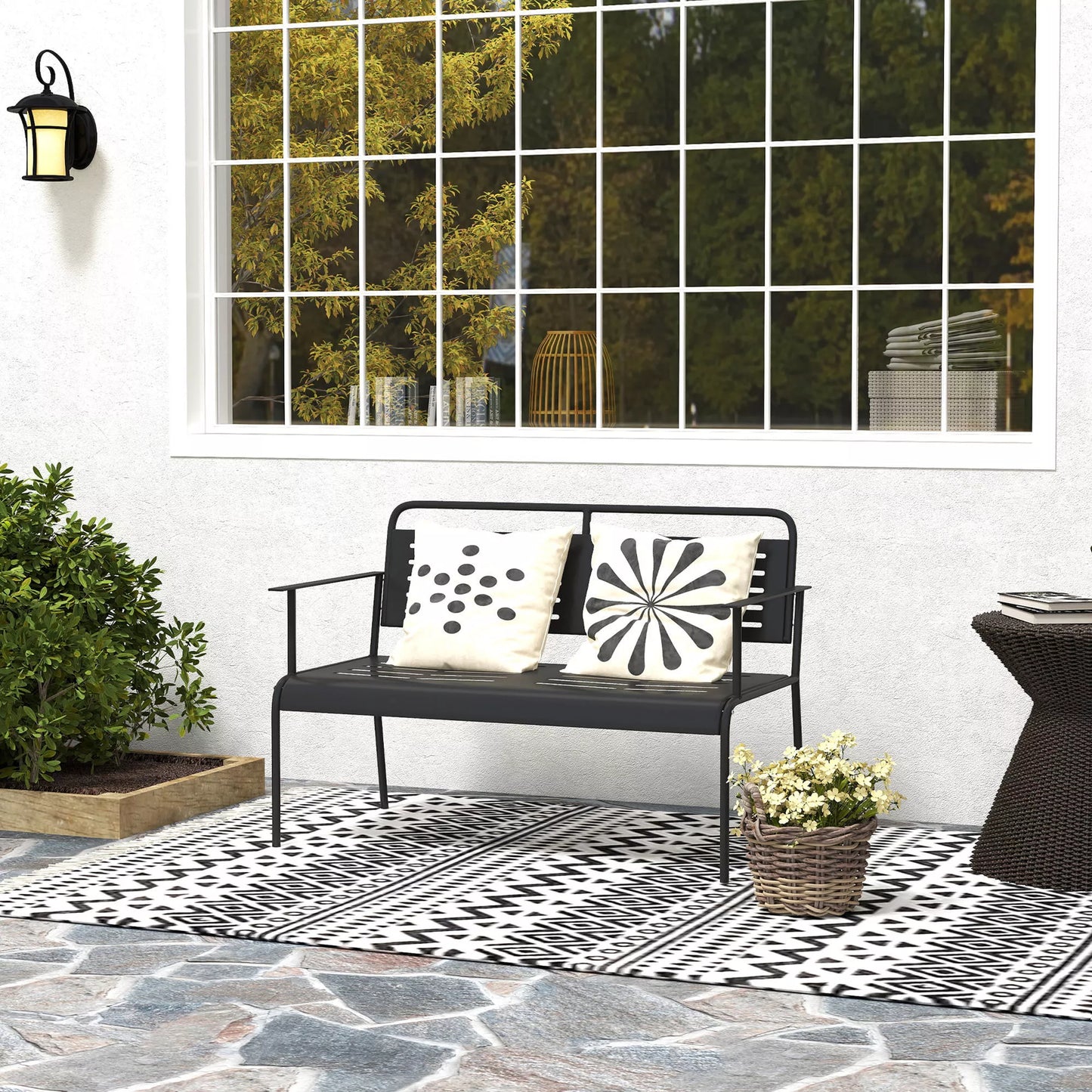 Dvivietis lauko suoliukas, atsparus oro sąlygoms, vandeniui atstumiantys lauko baldai su atlošu ir porankiais 121 x 64 x 84cm, juodas