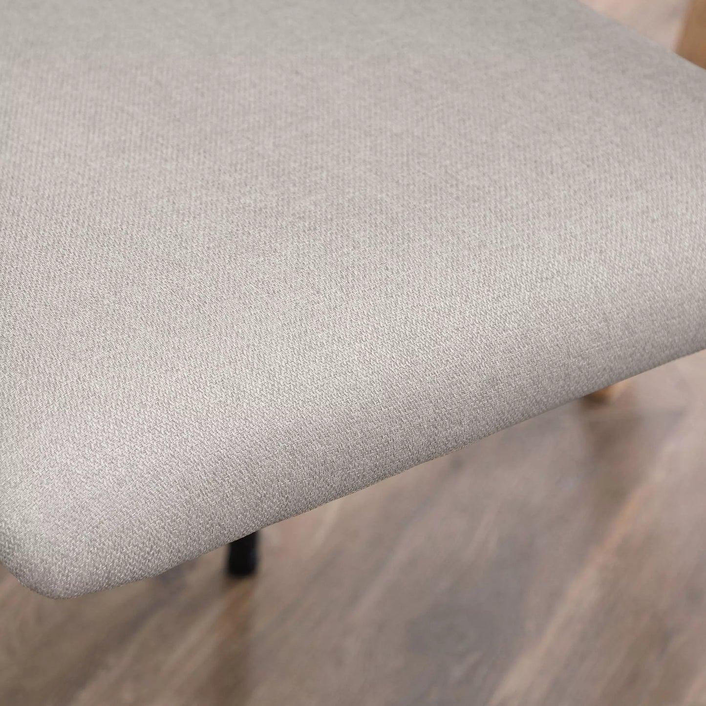 Valgomojo kėdės, 2 vnt. komplektas, patogios, su linine išvaizda, metaliniu rėmu, iki 120 kg, smėlio spalvos