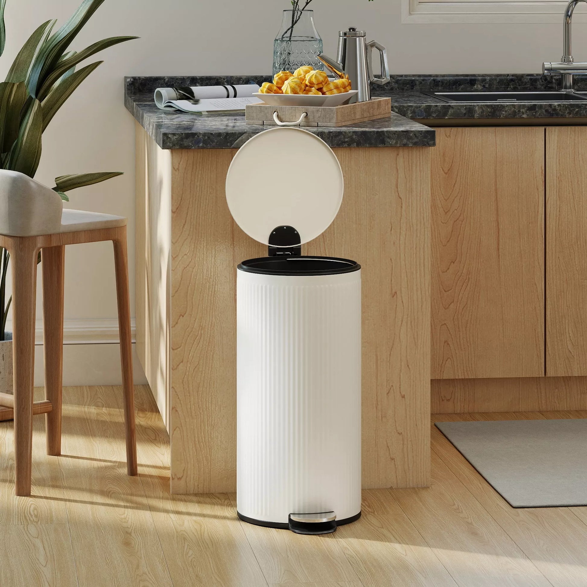 30 L matinė šiukšliadėžė su „Softclose“ dangčiu ir pedalu, vidinis kibiras metalinis, juoda, 36 x 30 x 60,5 cm