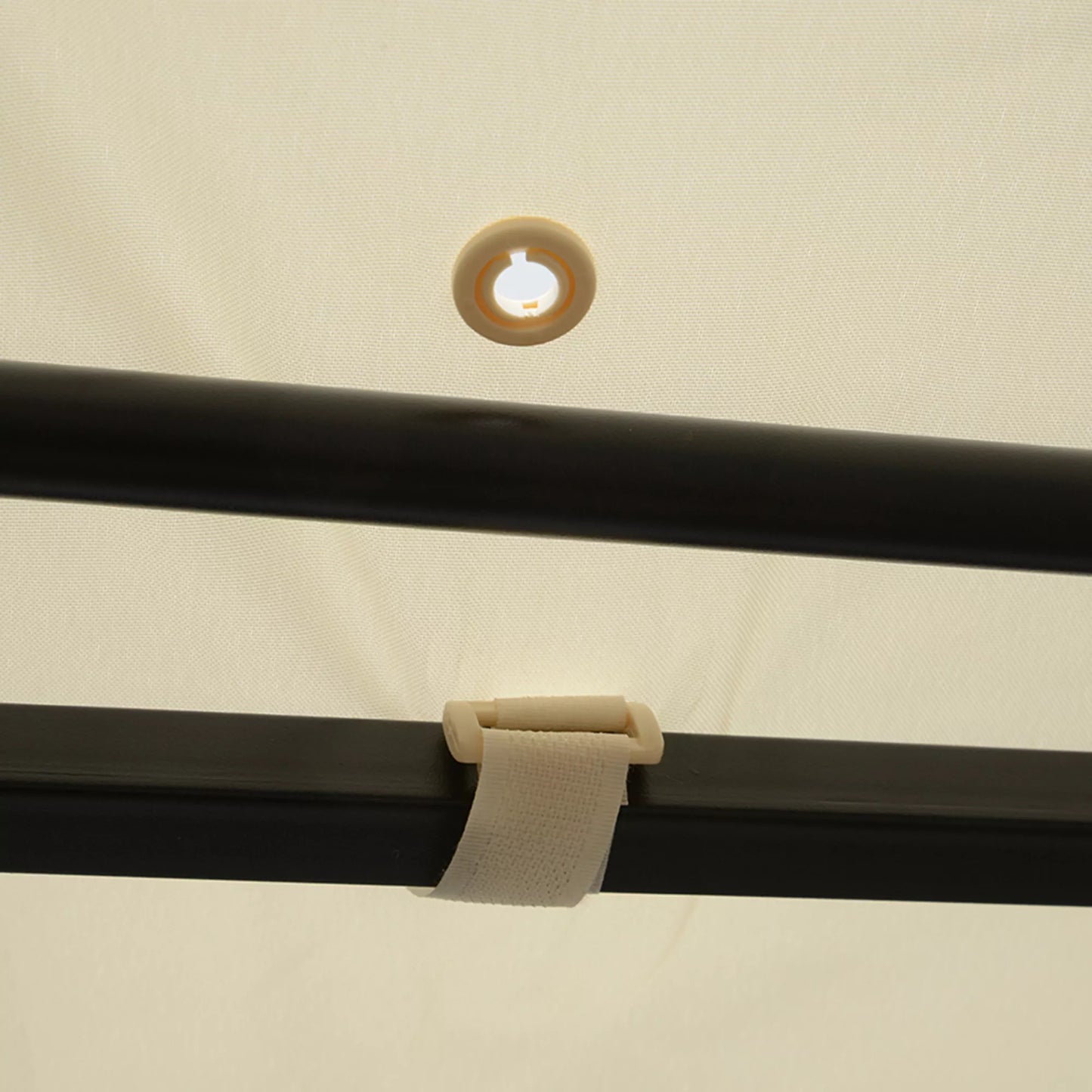 Paviljonas su atlenkiamu stogo prailginimu, atsparus atmosferos poveikiui, 3 x 2,5 m, kreminės baltos spalvos