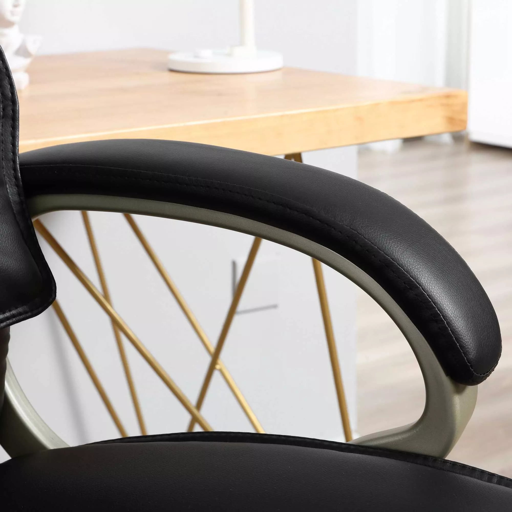 Biuro kėdė, vadovo kėdė su svyravimo funkcija, ergonomiška sukama kėdė, sportinio dizaino, su aukšta atlošo atrama, juoda, dirbtinė oda, metalas, 70 x 58 x 114–124 cm