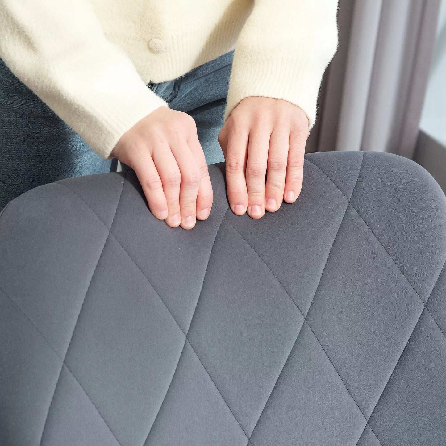 Akcentinis krėslas retro dizaino, aksominės išvaizdos, 58 cm x 60,5 cm x 79 cm, plieninis, pilkas