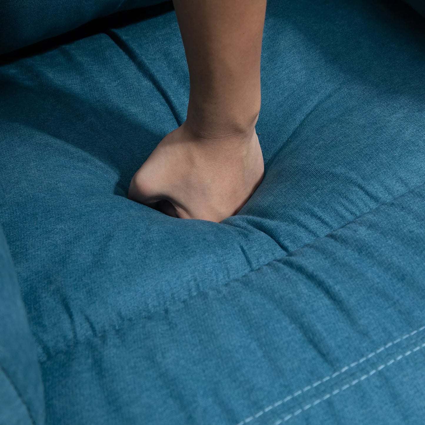 Elektrinis TV fotelis su pakėlimo funkcija, relaksacinis krėslas su gulėjimo funkcija, TV fotelis su distanciniu pulteliu, šonine kišenė, kišeninių spyruoklių sistema, lininės išvaizdos, mėlynos spalvos