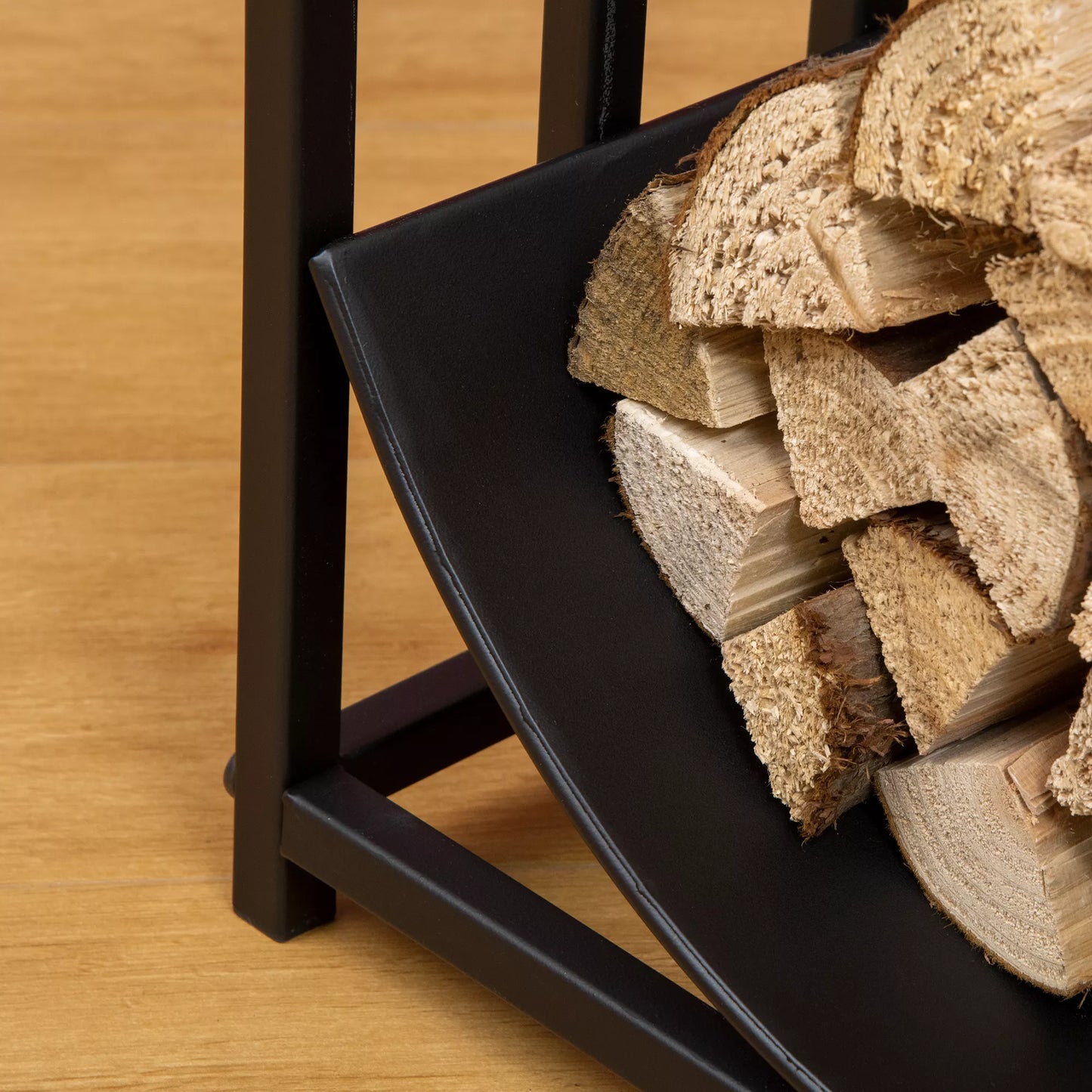 Malkų stovas su medžio ir lokio motyvu, metalinė konstrukcija, paaukštinta pagrindo plokštė, 42x33,5x43 cm, juoda