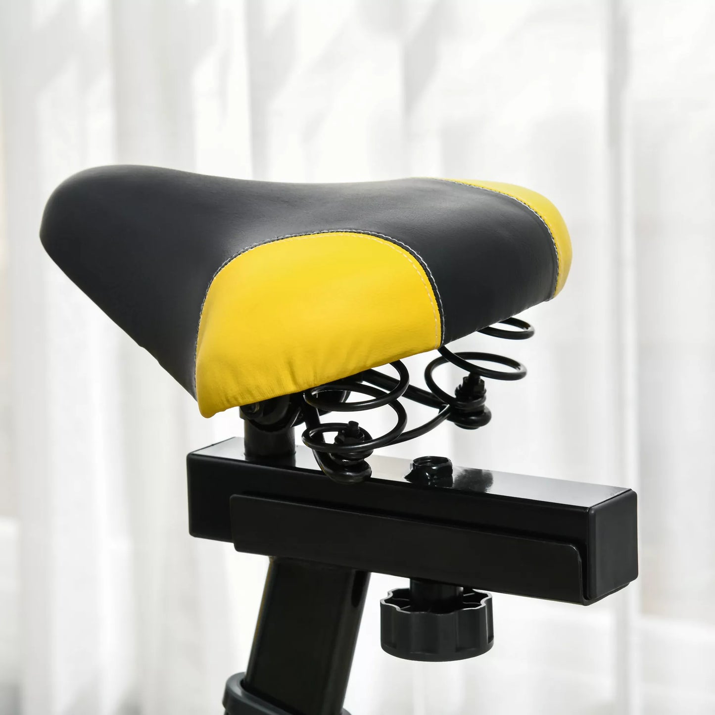 Namų treniruoklis, tylus, reguliuojamas pasipriešinimas, pulso jutiklis, monitorius, geltonas